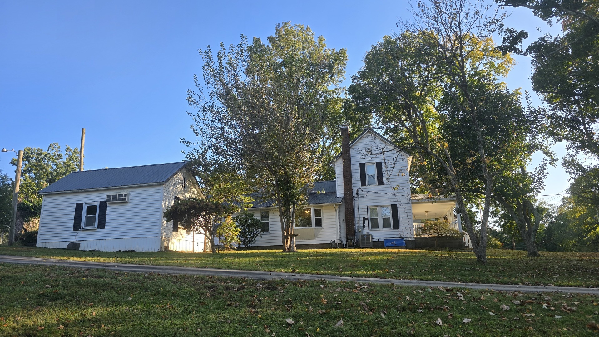 main property photo 6