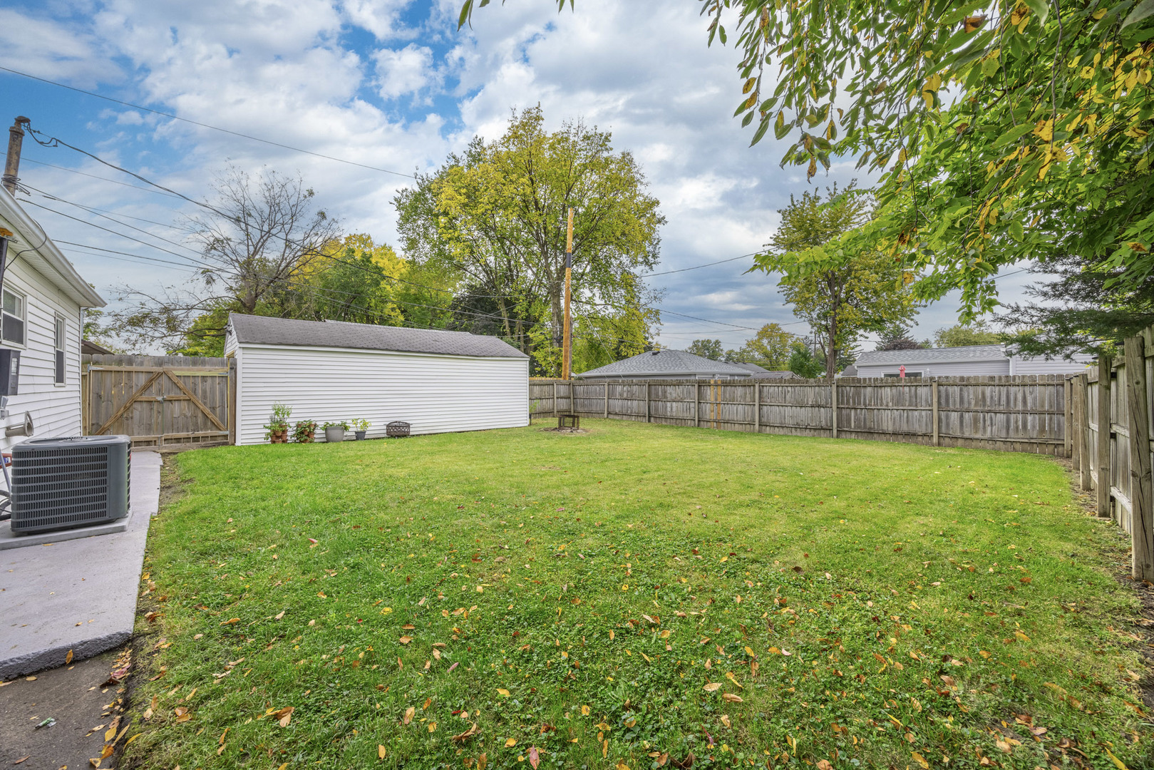 main property photo 12