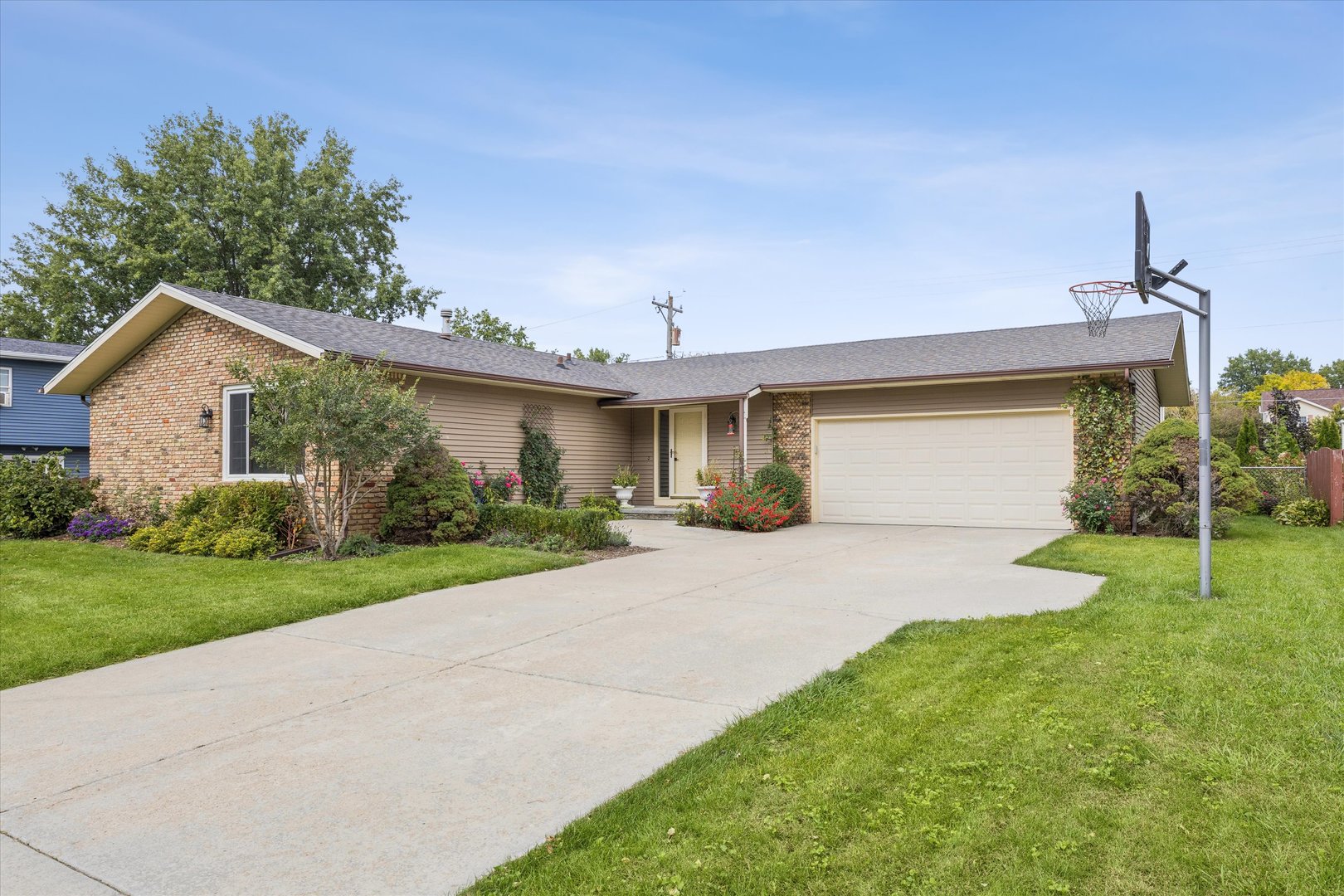 main property photo 0