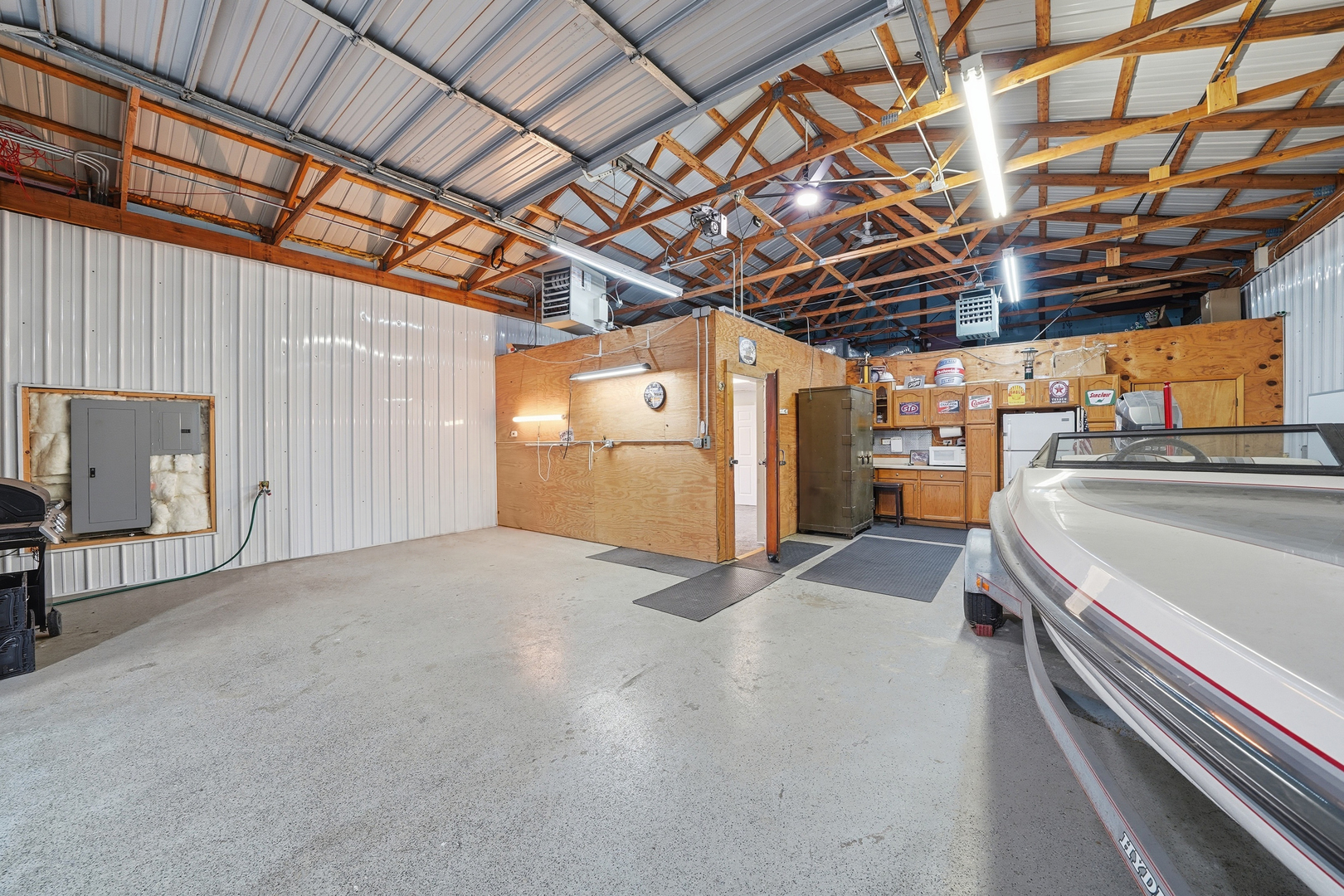main property photo 67