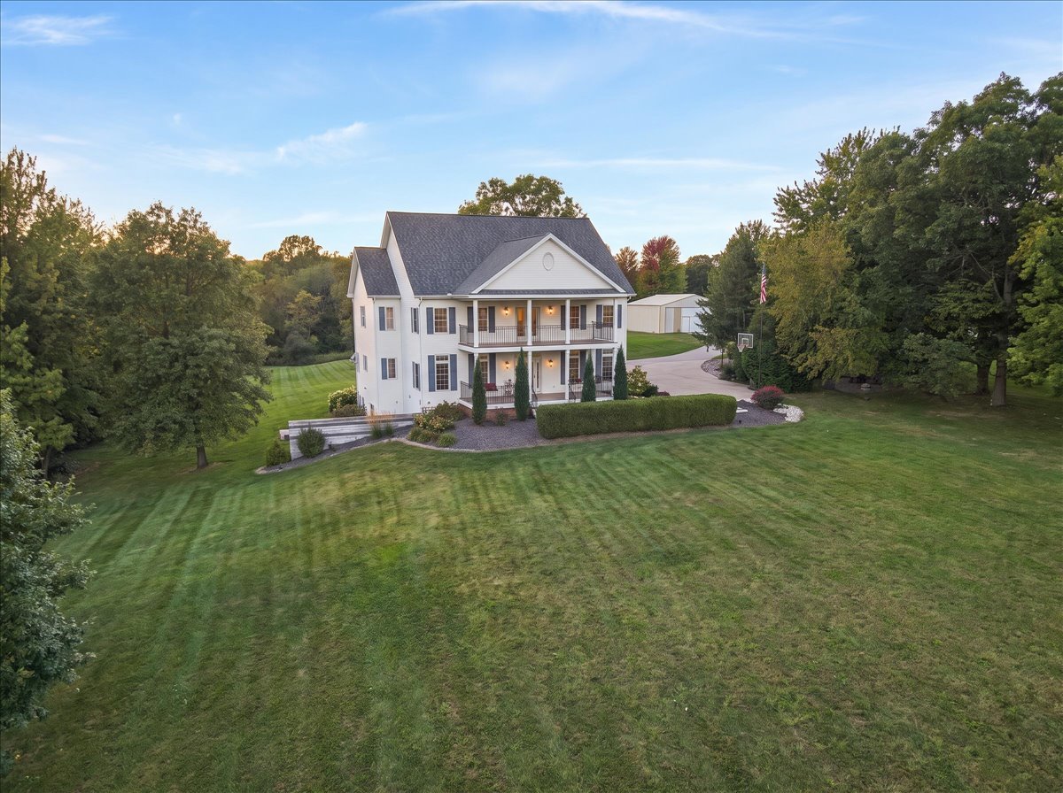 main property photo 0