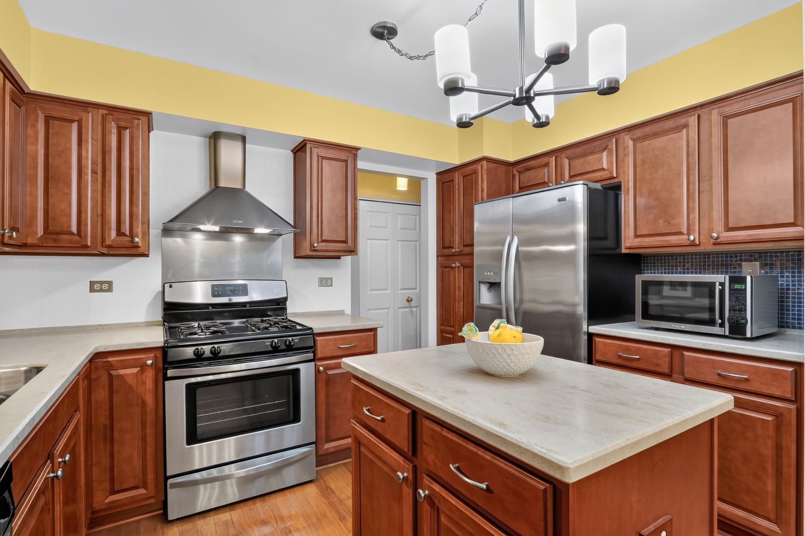 main property photo 8