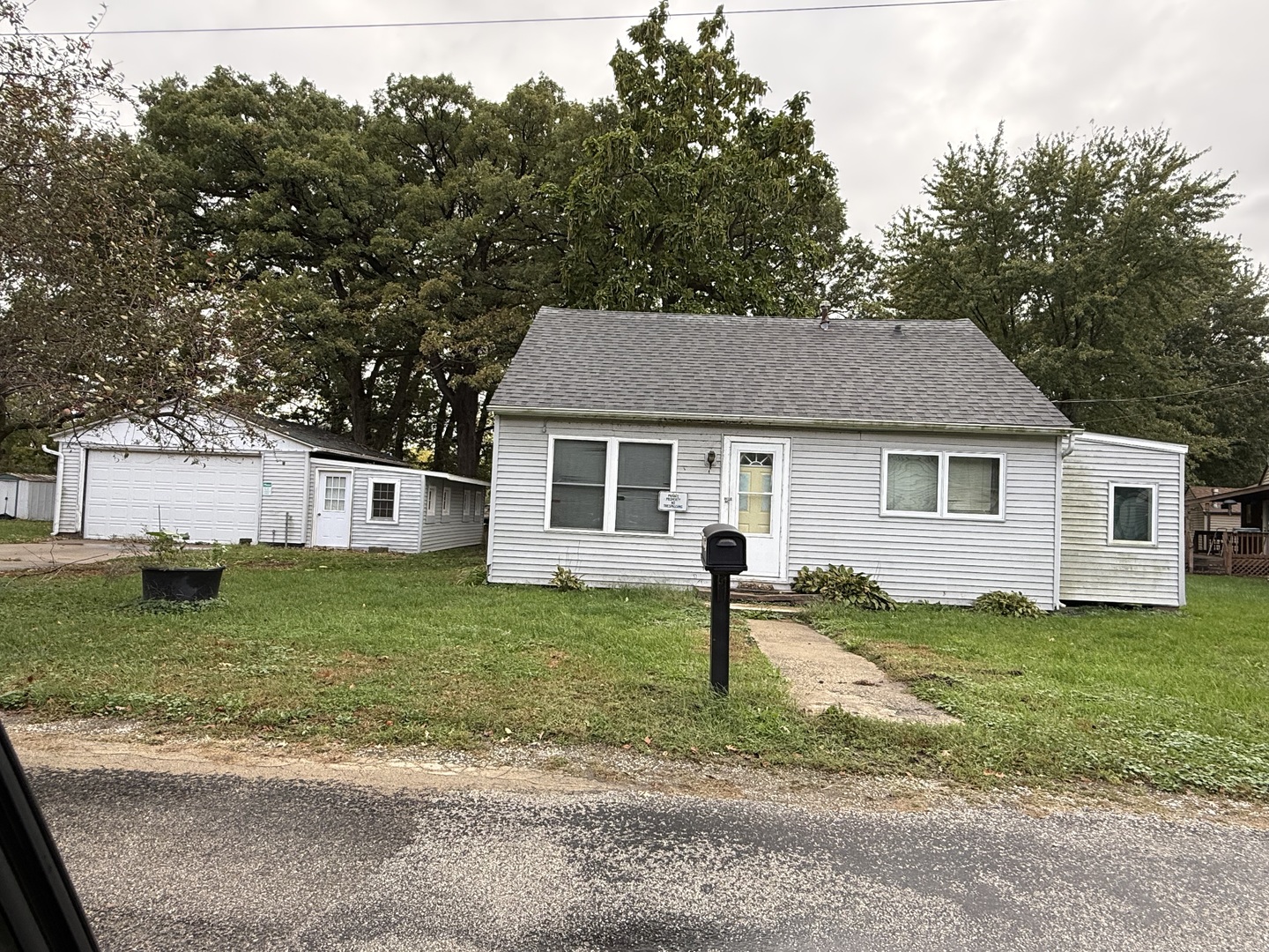 main property photo 5