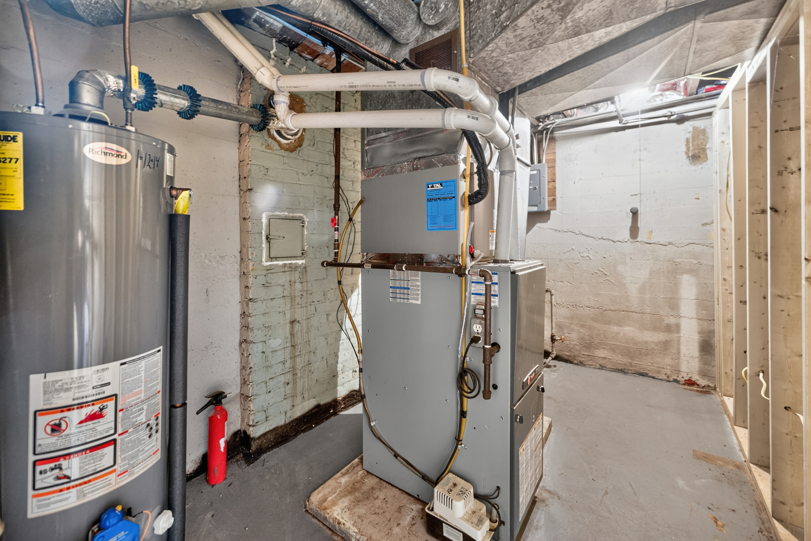 main property photo 45