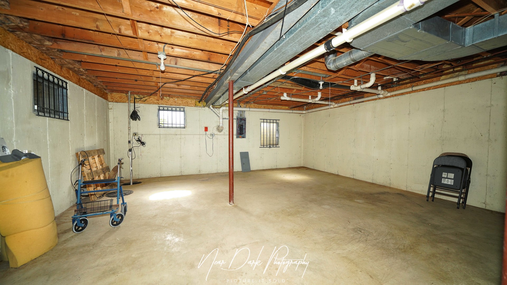 main property photo 32