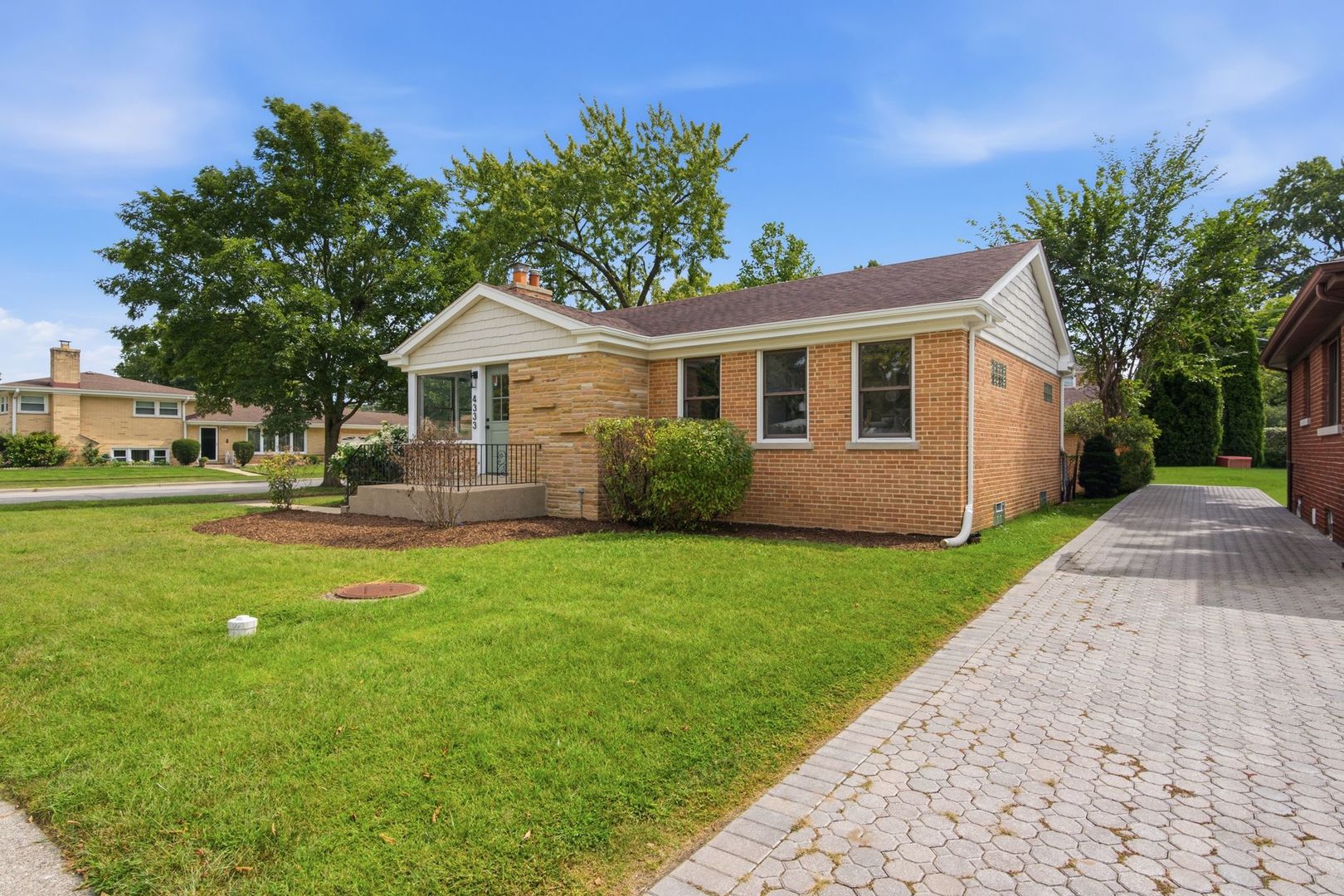 main property photo 39