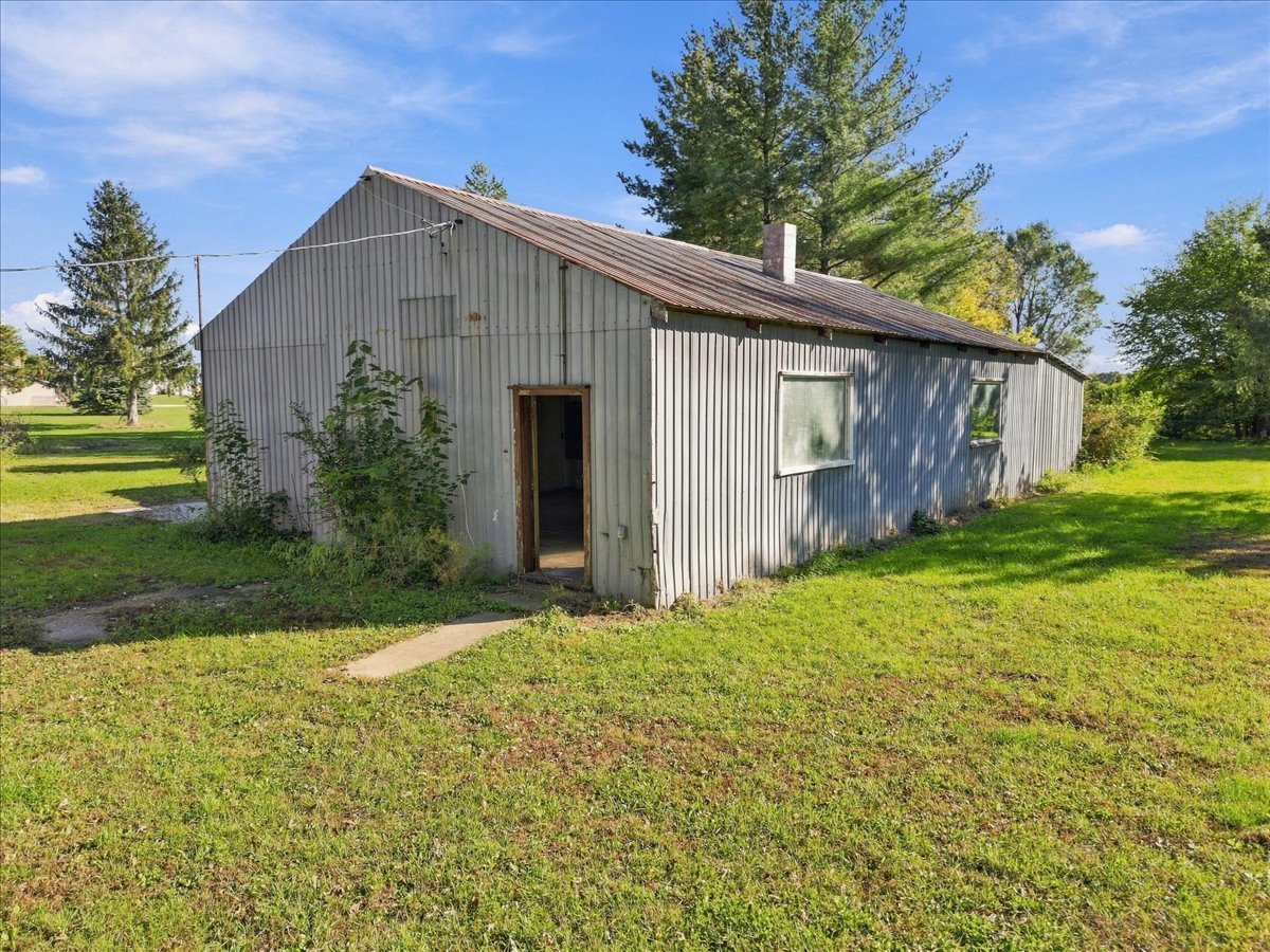 main property photo 16