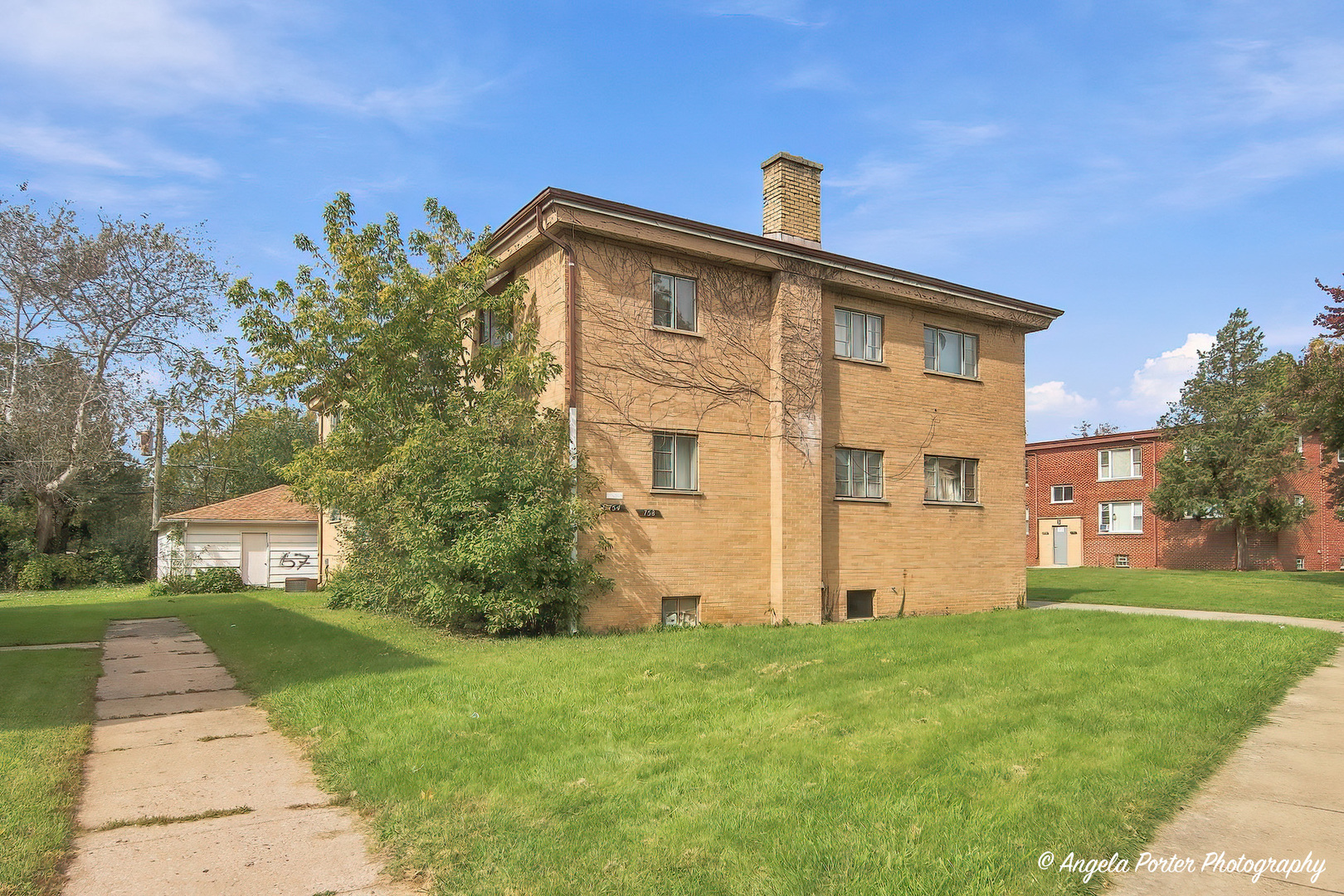 main property photo 18