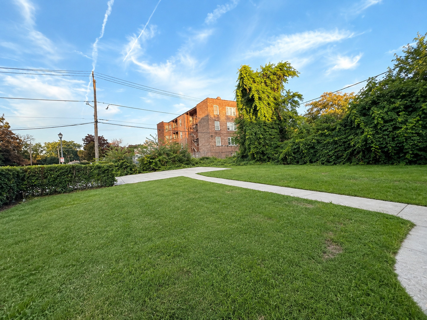 main property photo 26