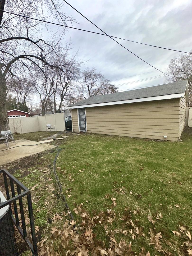 main property photo 14