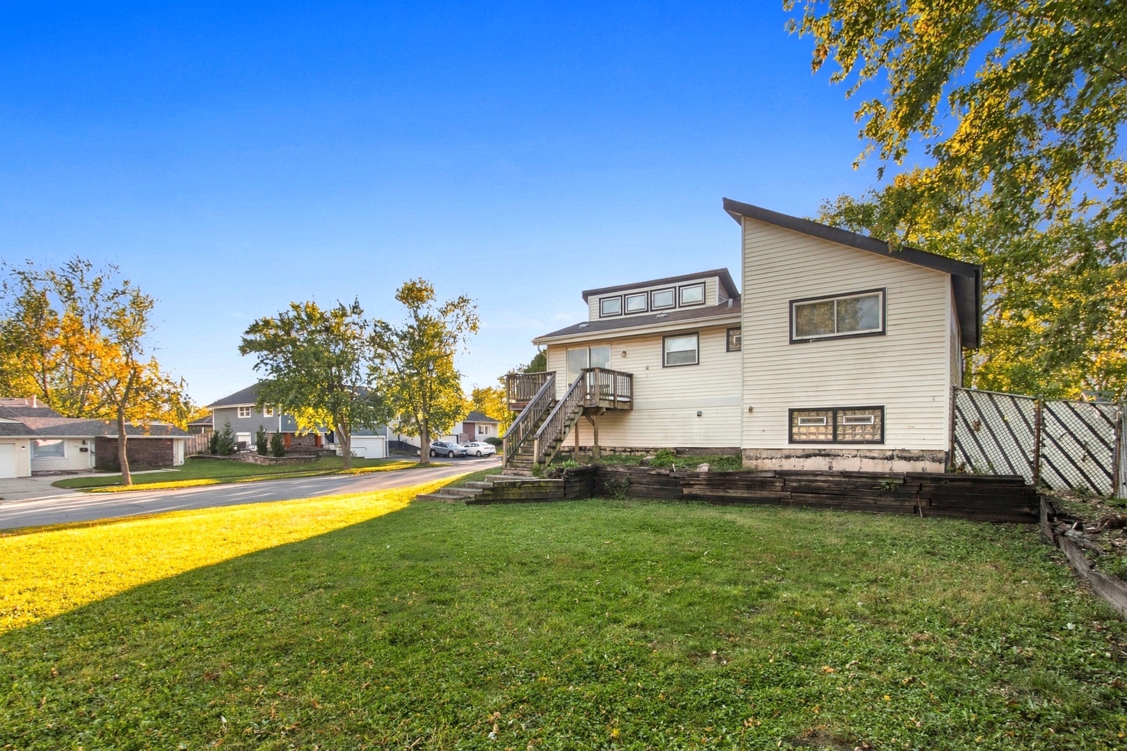main property photo 21