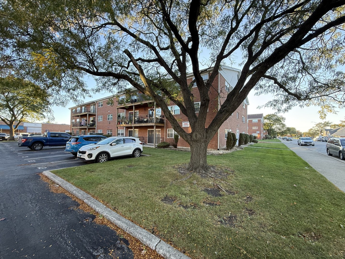 main property photo 19