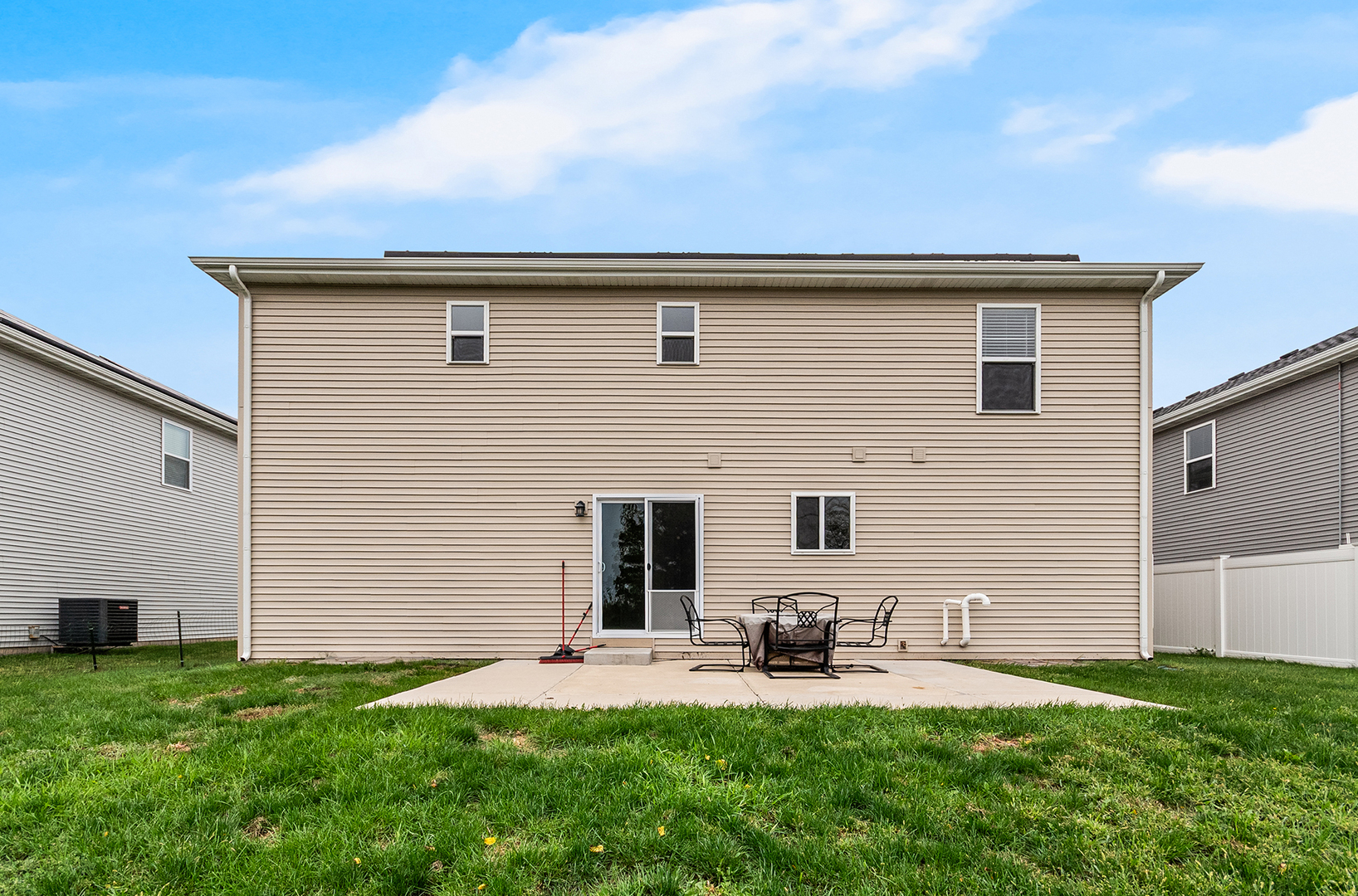 main property photo 26