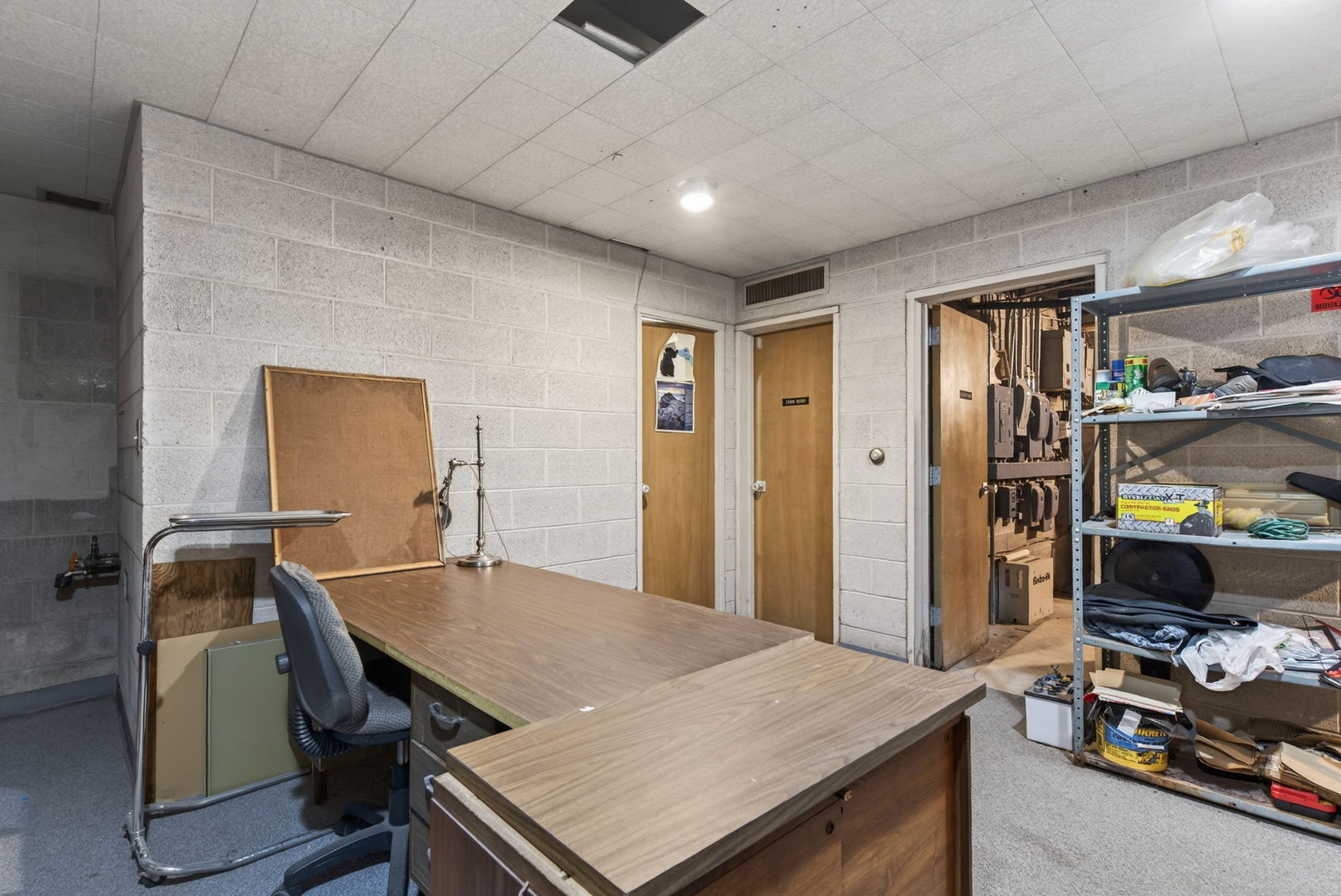main property photo 23