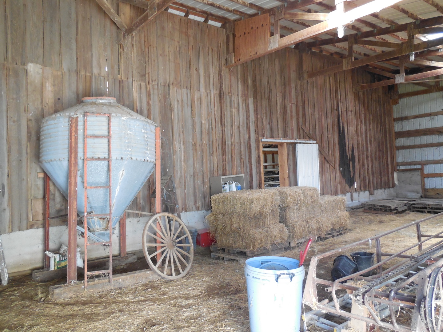 main property photo 52