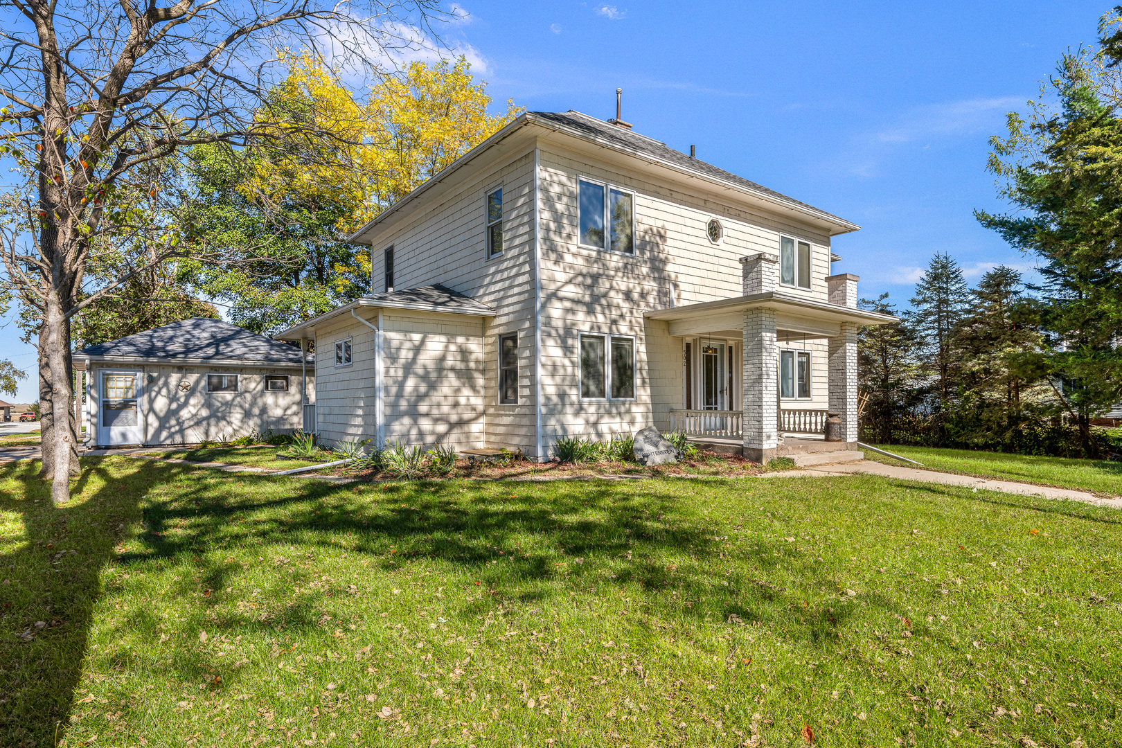 main property photo 10