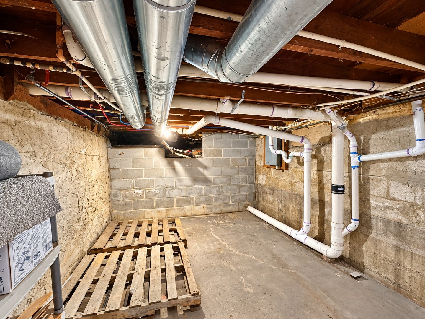 main property photo 27
