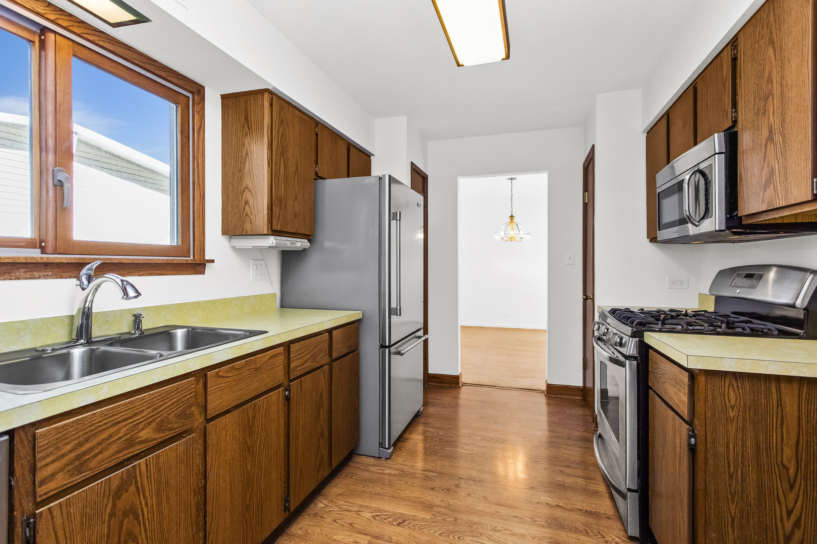 main property photo 7