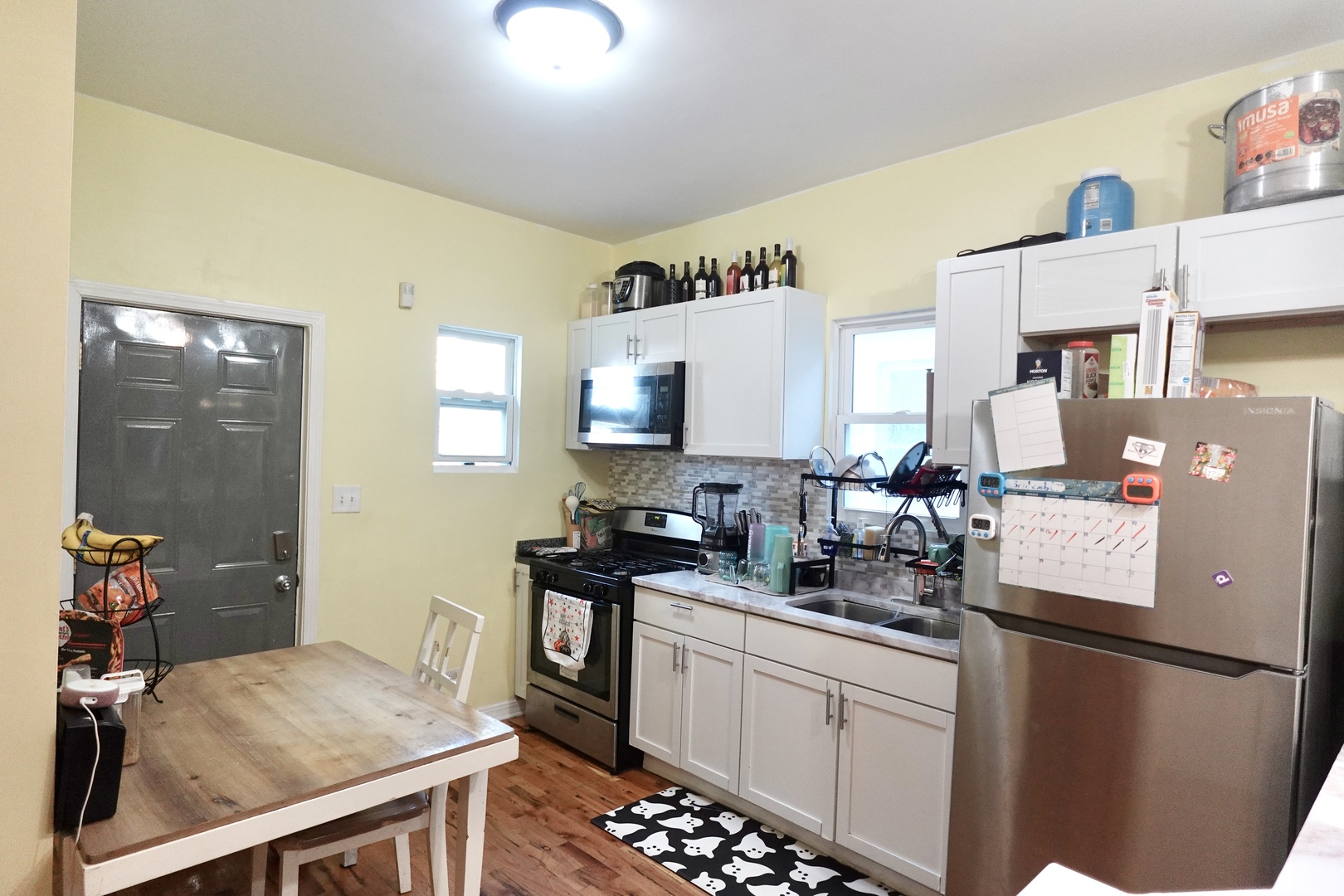 main property photo 6
