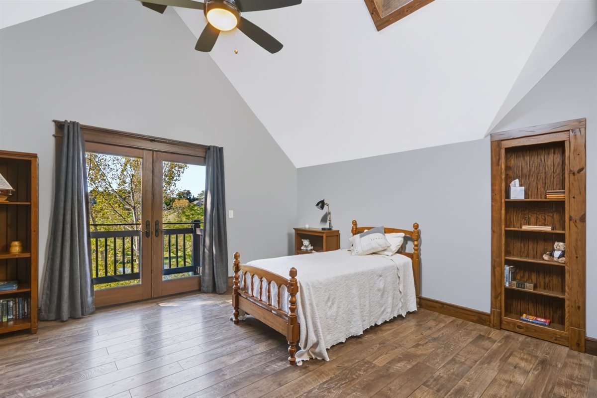 main property photo 51