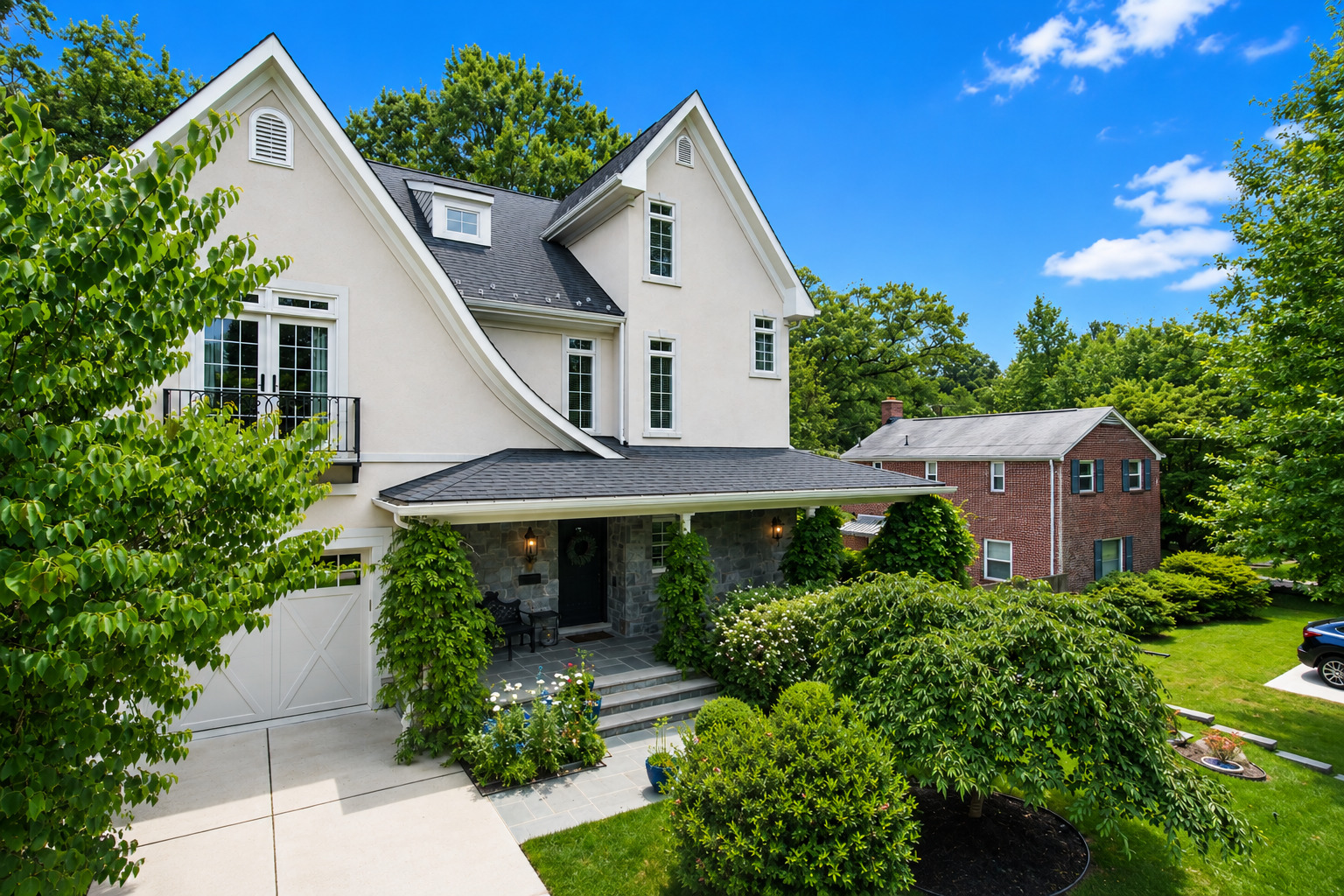 main property photo 0