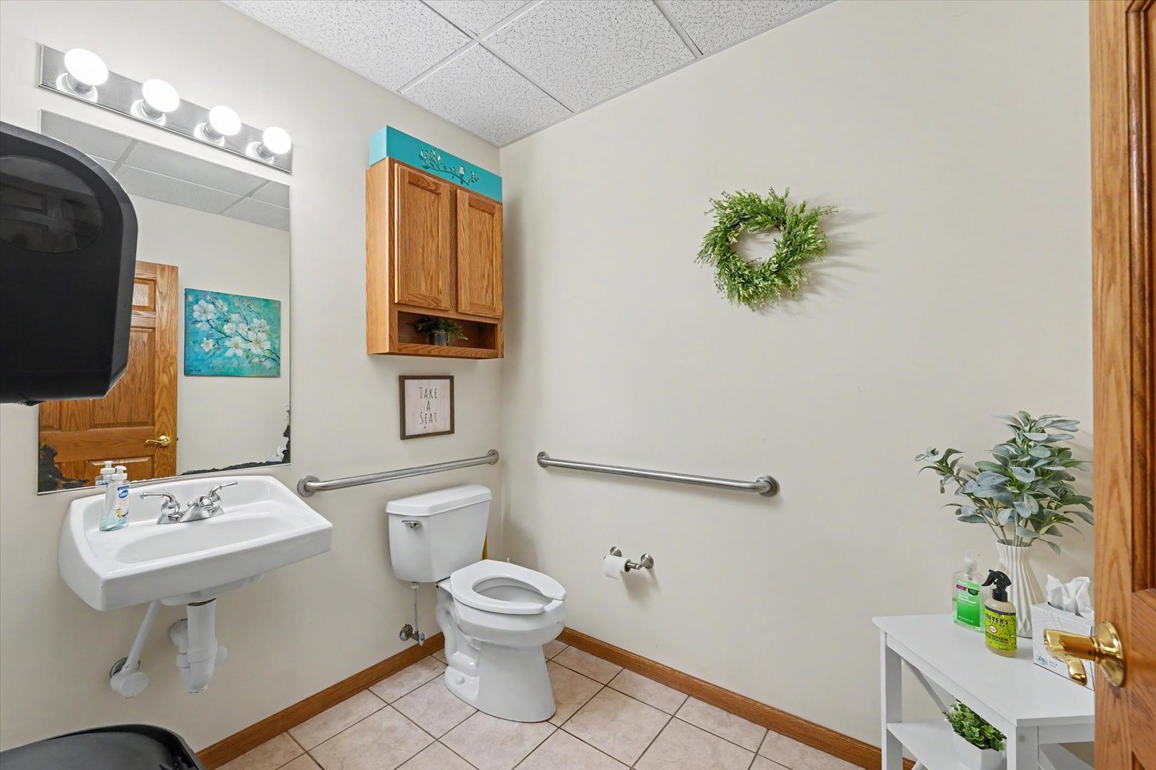 main property photo 14