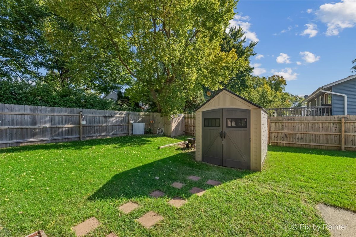main property photo 29