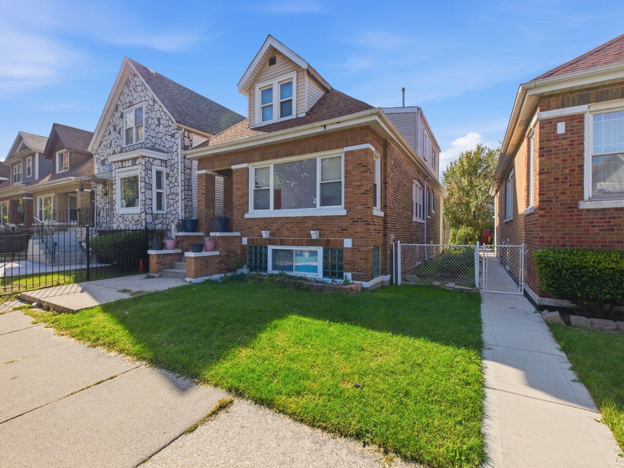 main property photo 40