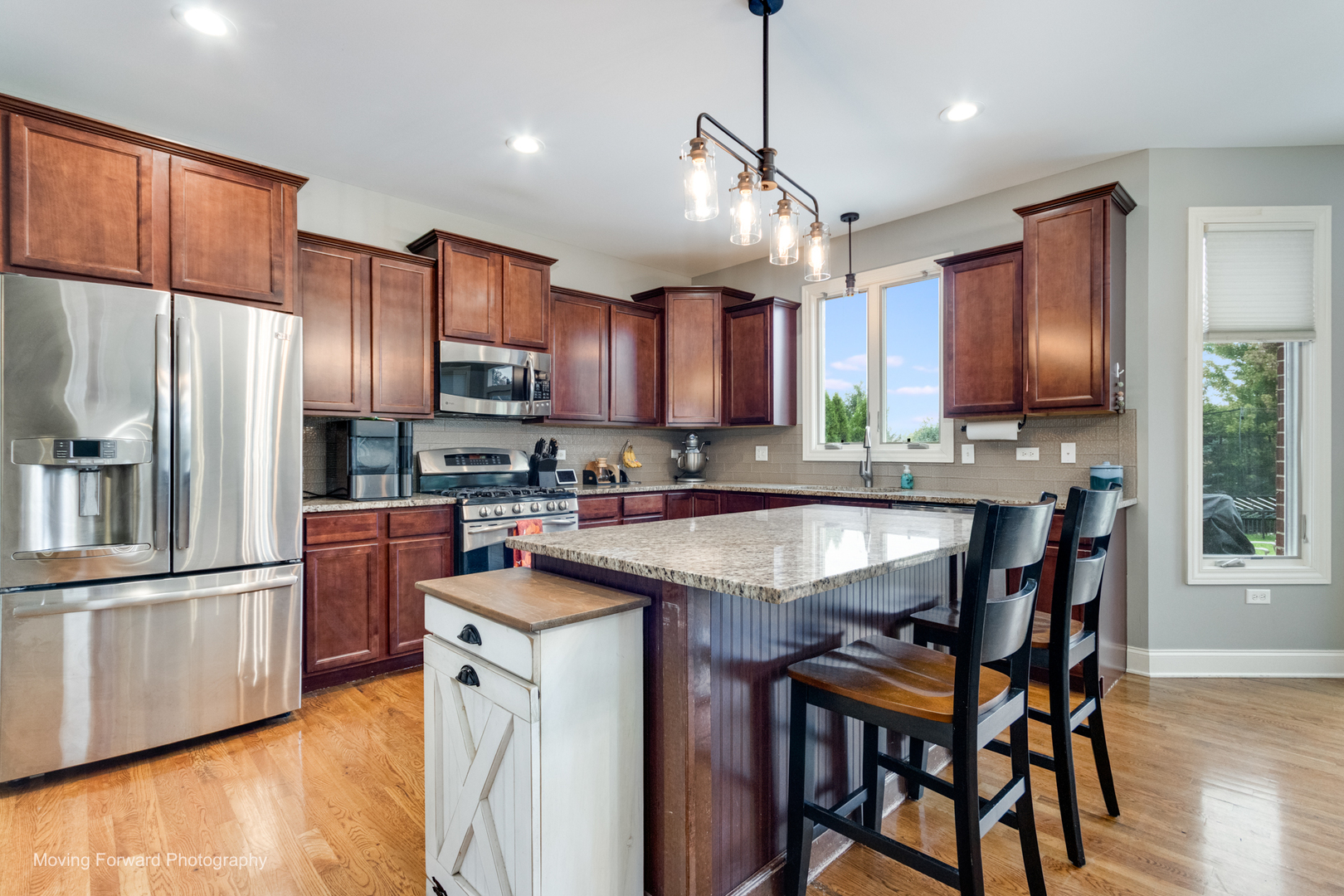 main property photo 3