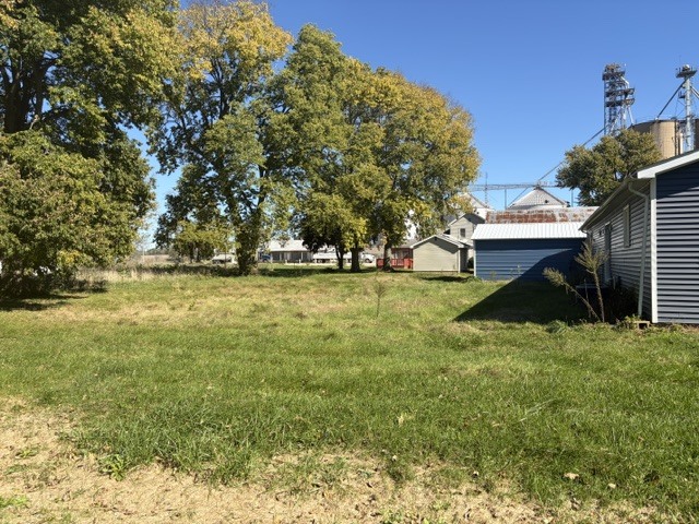 main property photo 14