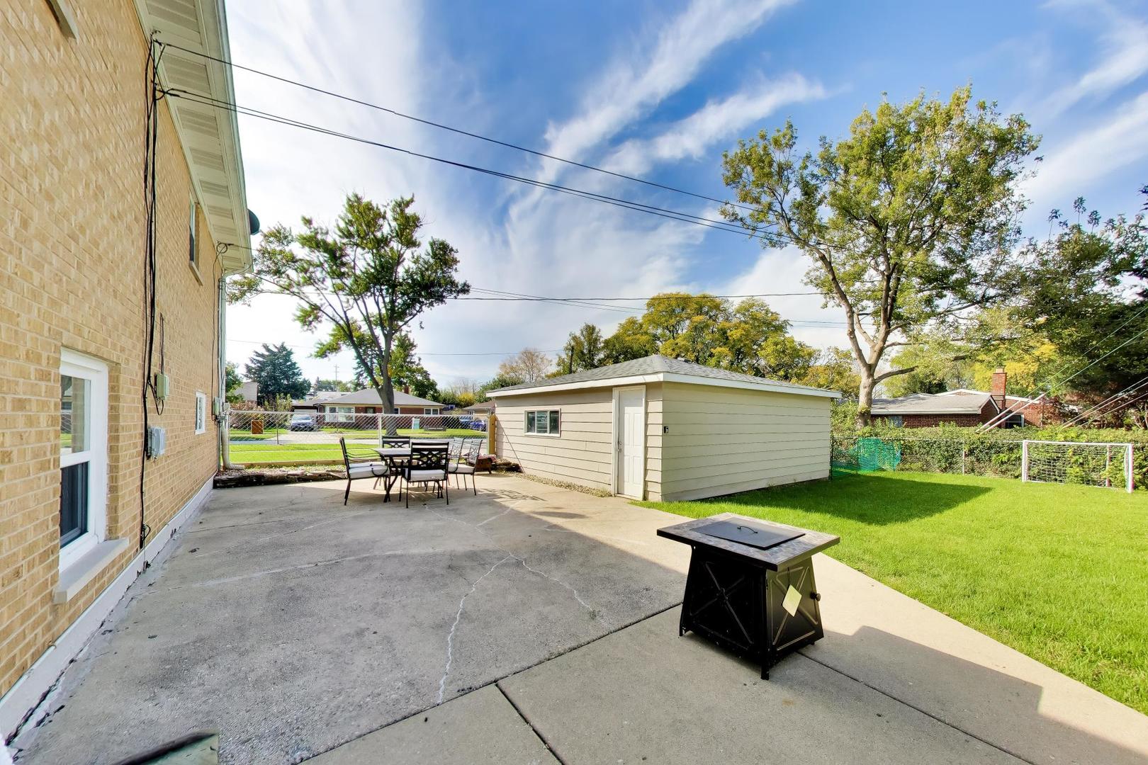 main property photo 25