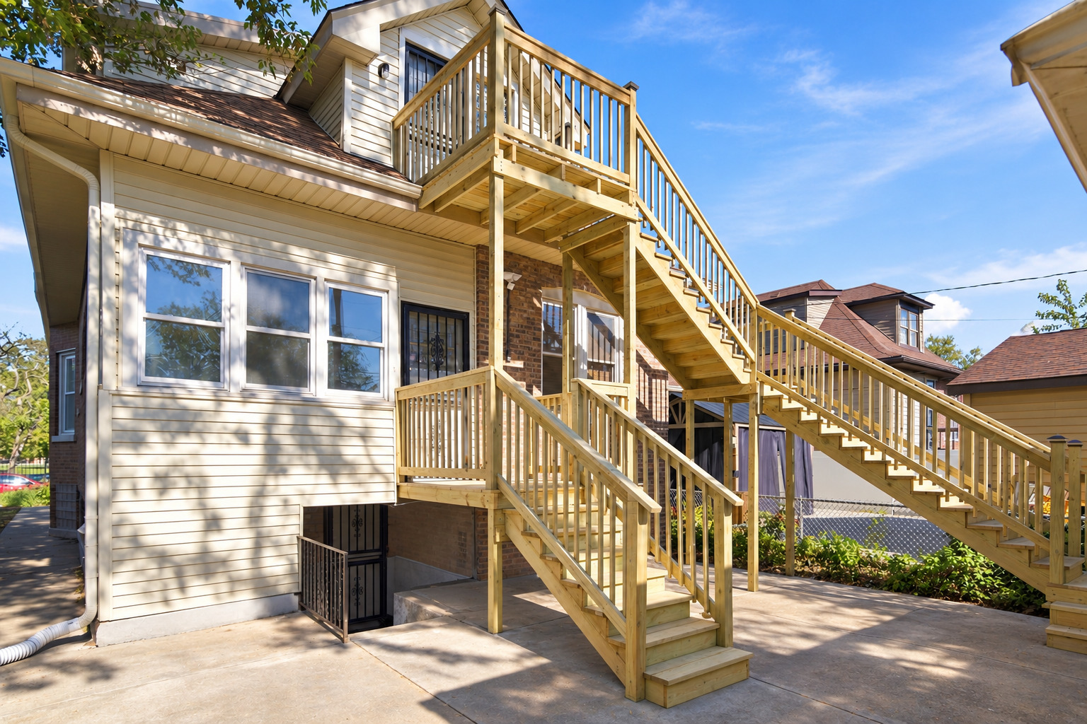 main property photo 22