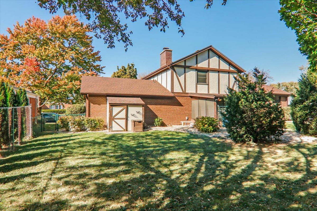 main property photo 26