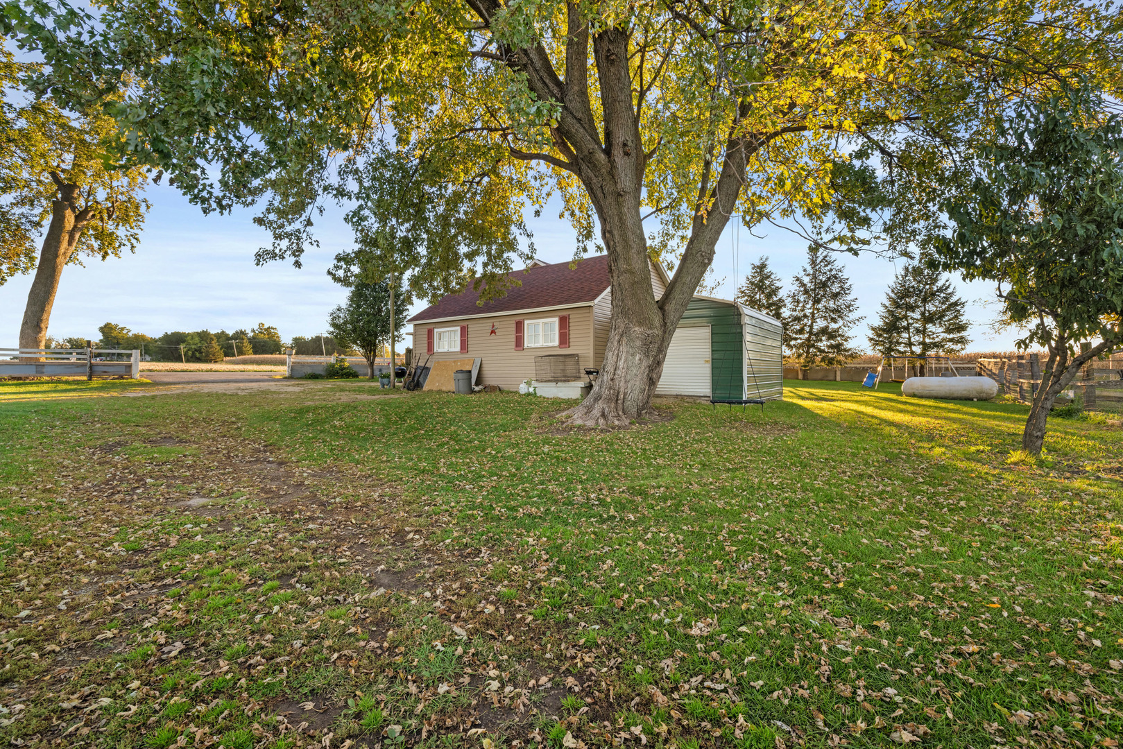 main property photo 20