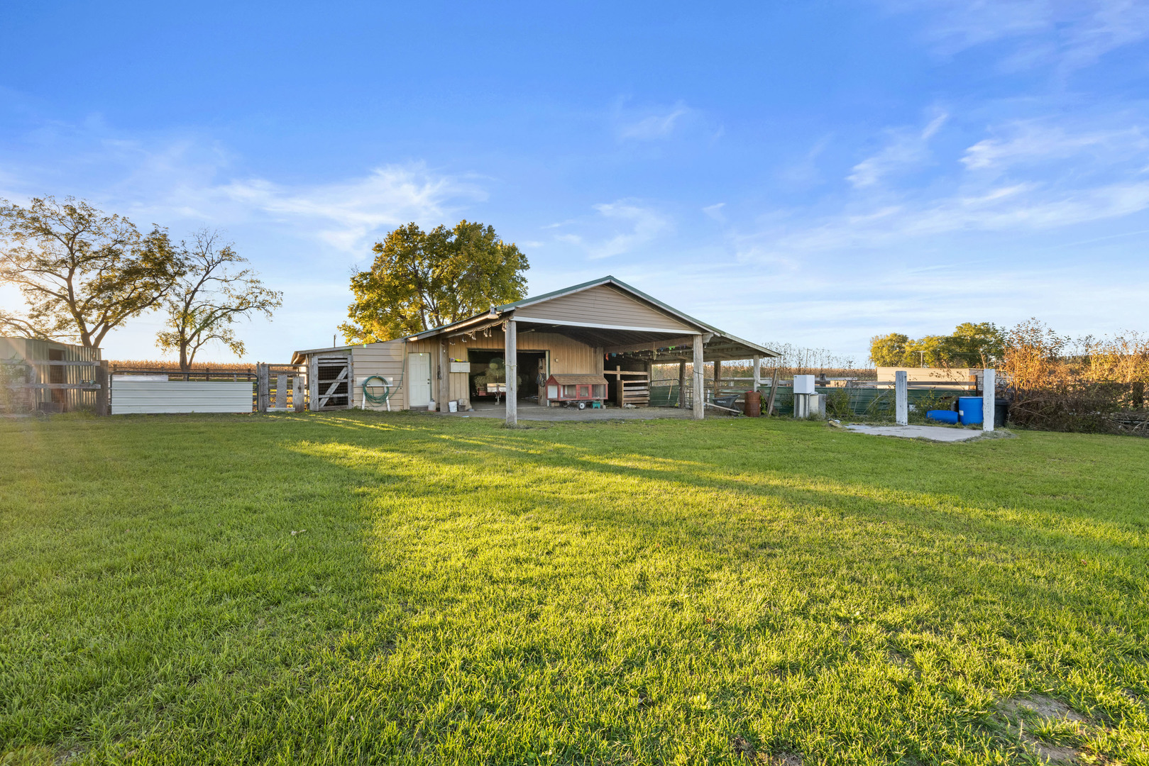 main property photo 24
