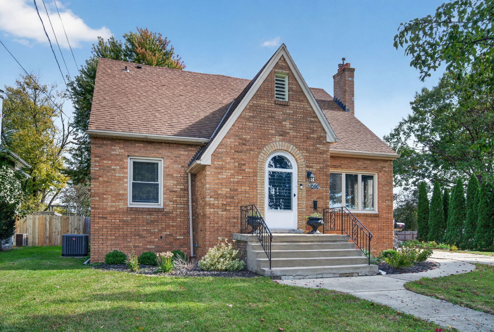 main property photo 2