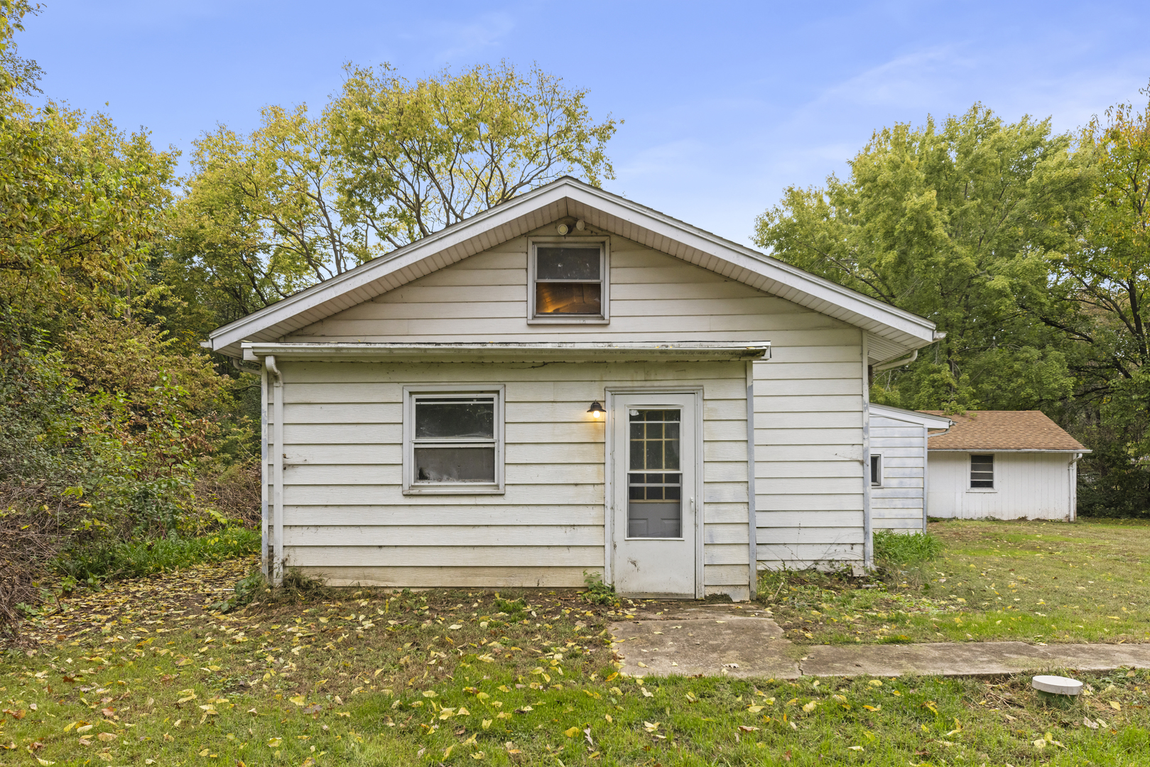 main property photo 20