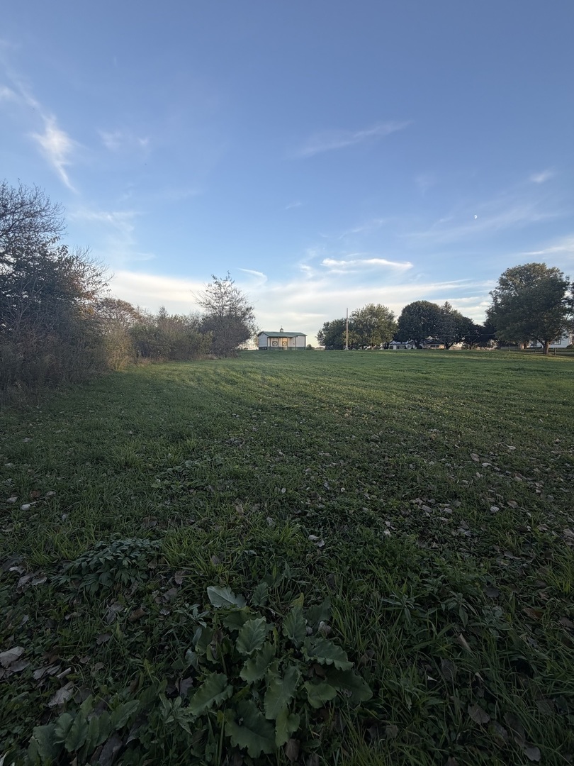 main property photo 11