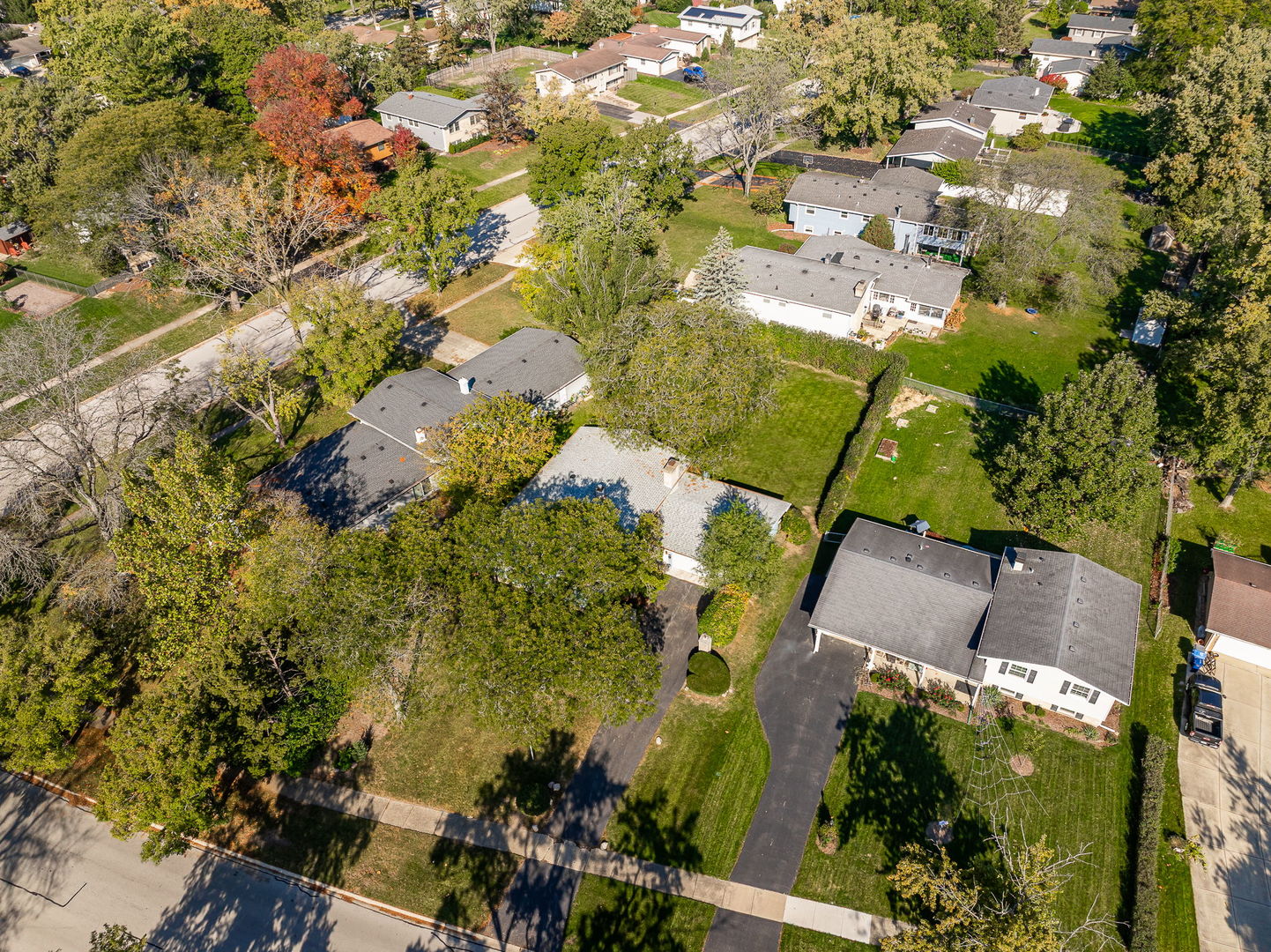 main property photo 32