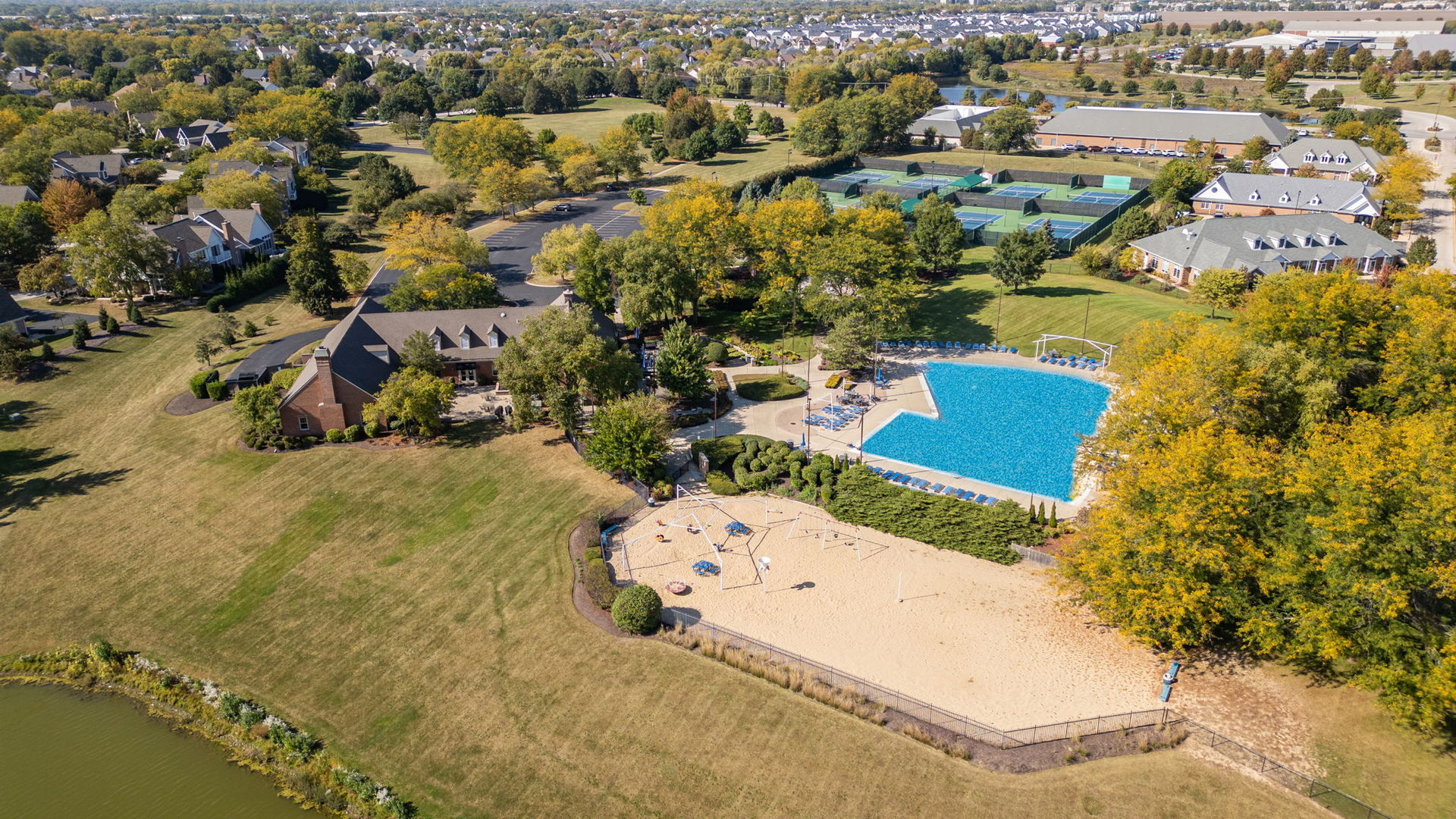 main property photo 47