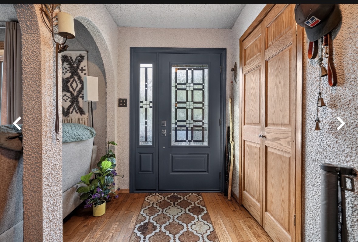 main property photo 5