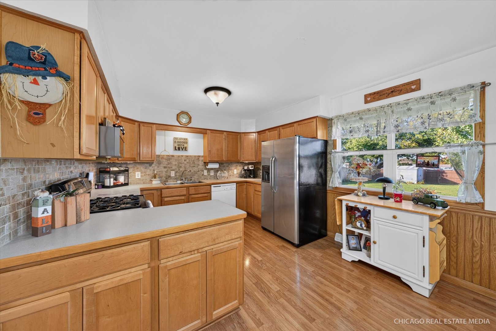 main property photo 9