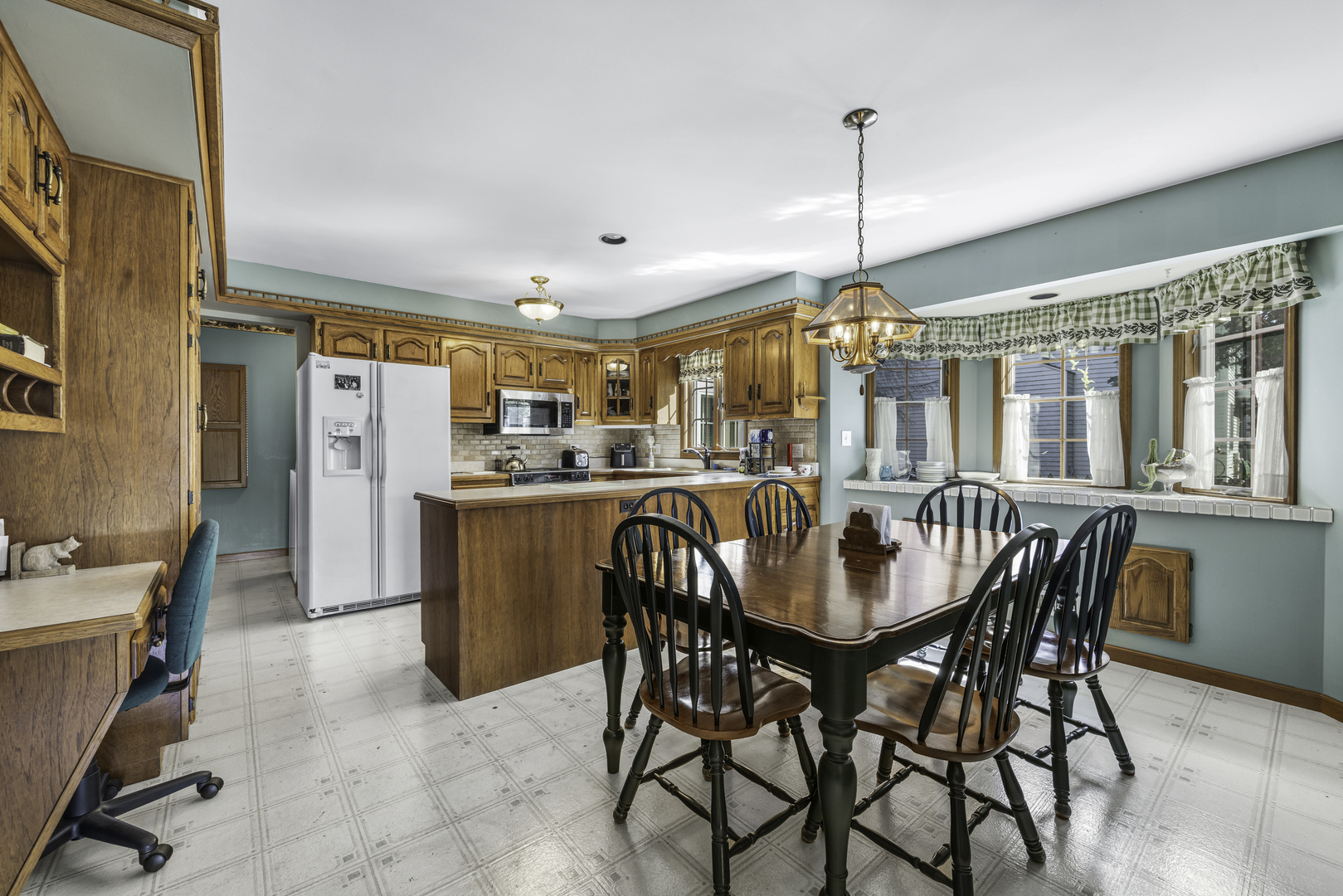 main property photo 10