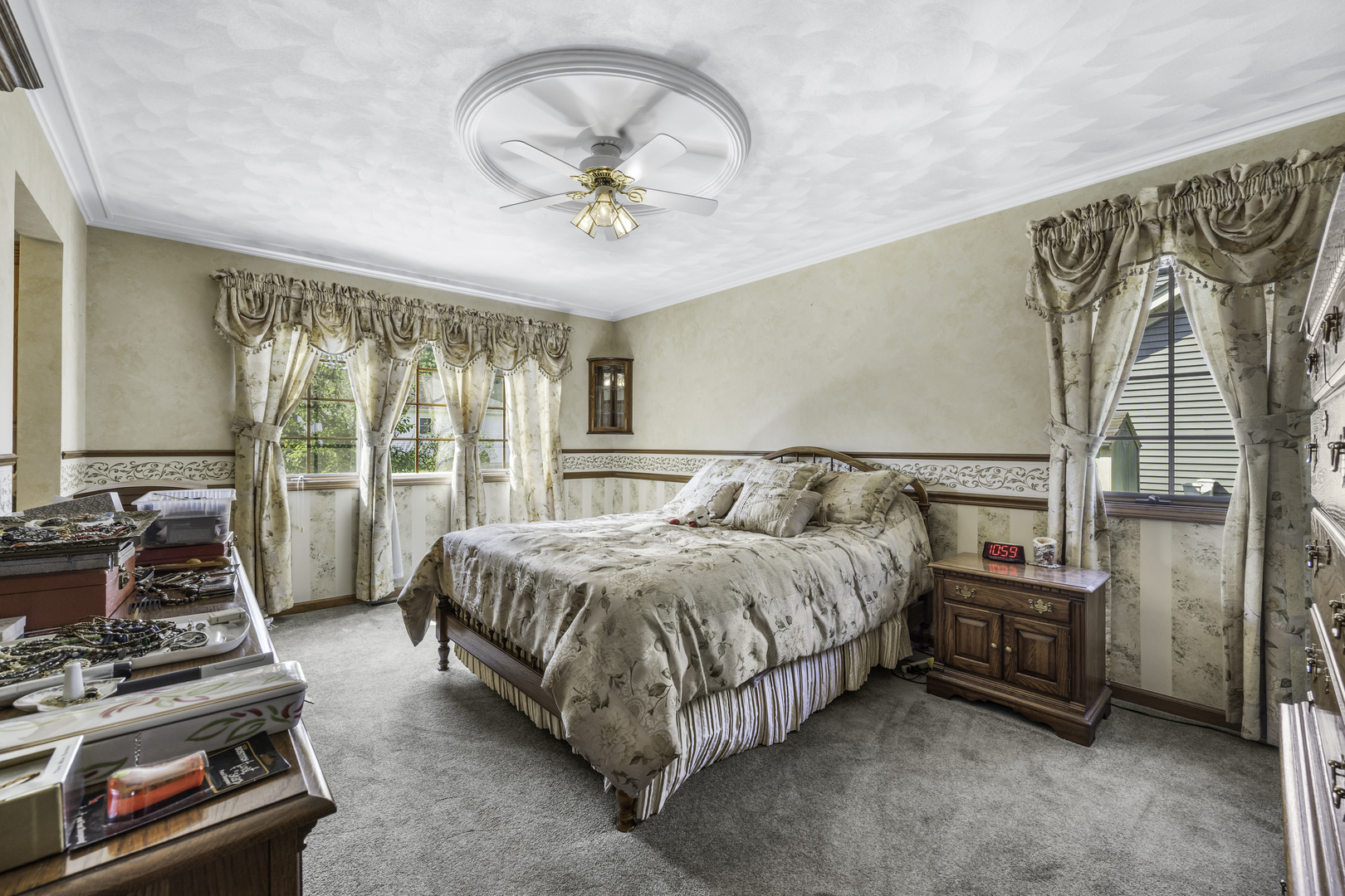 main property photo 19