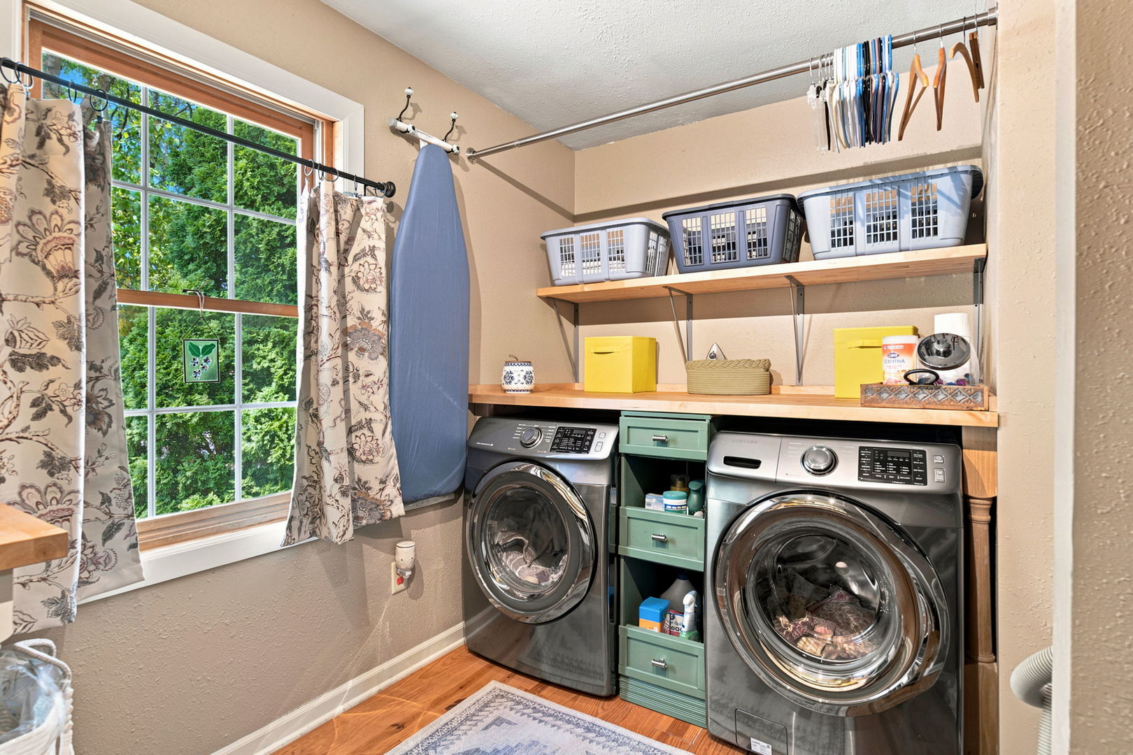 main property photo 22