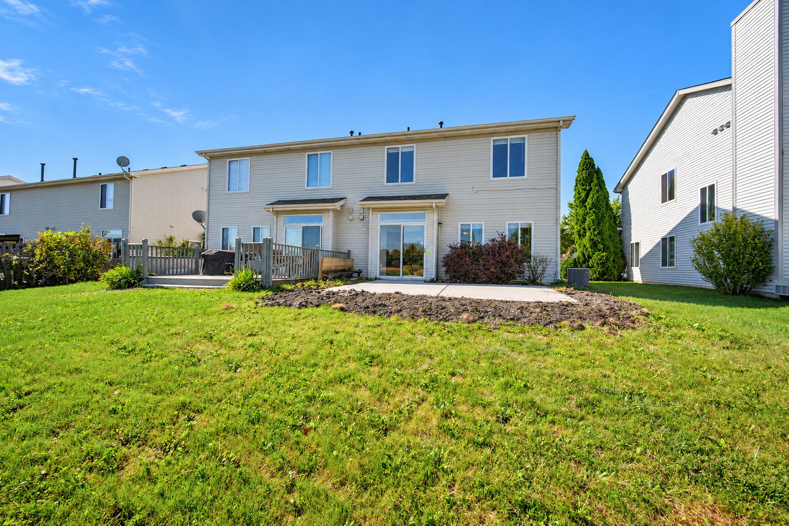 main property photo 32