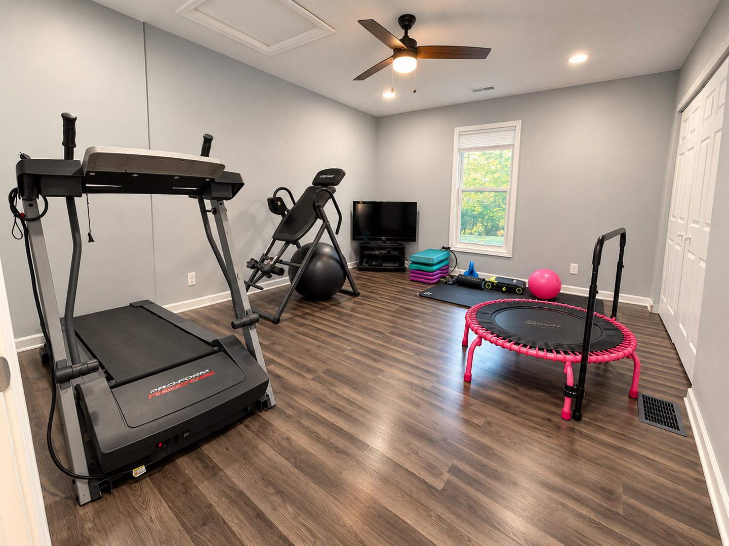 main property photo 60