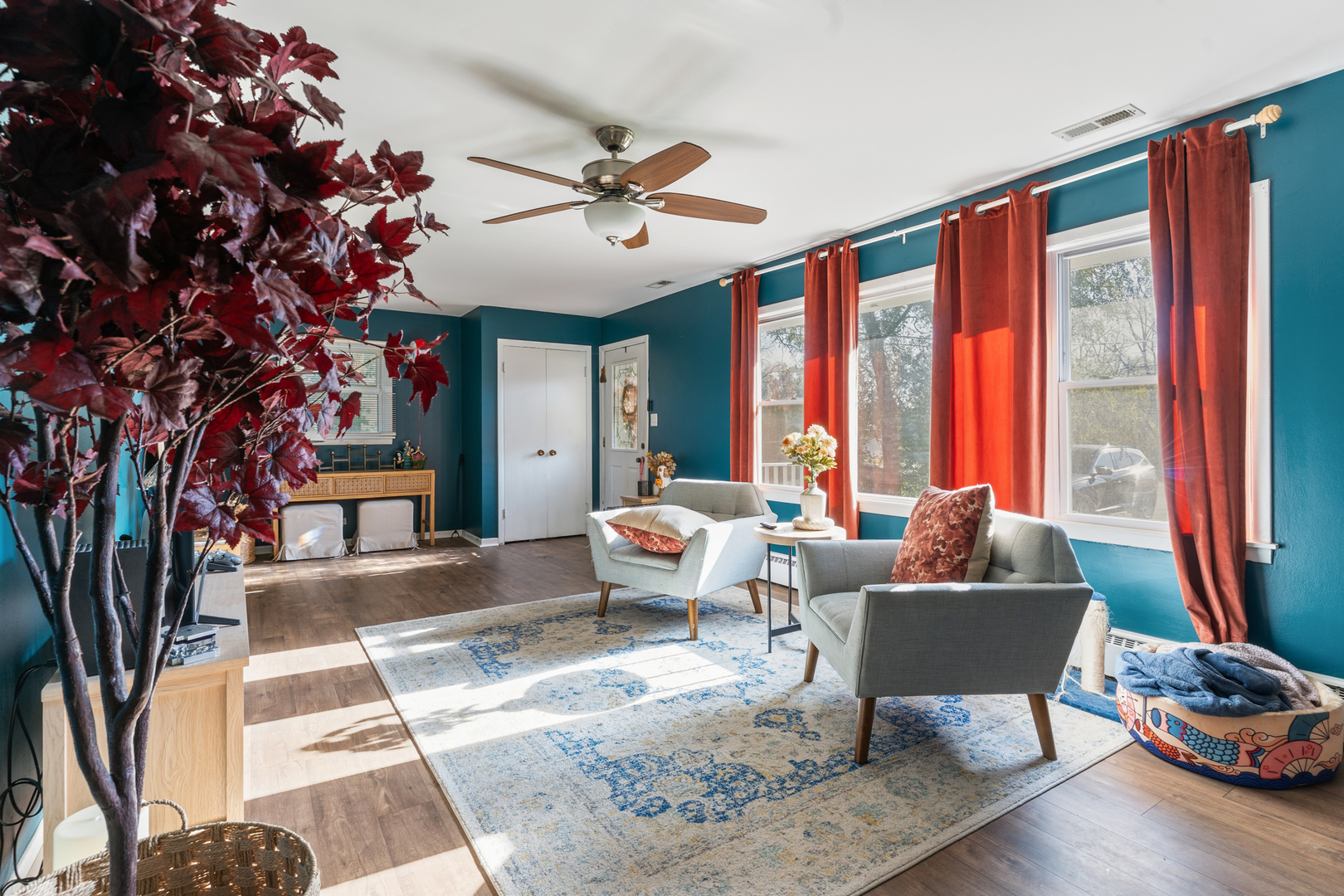 main property photo 6