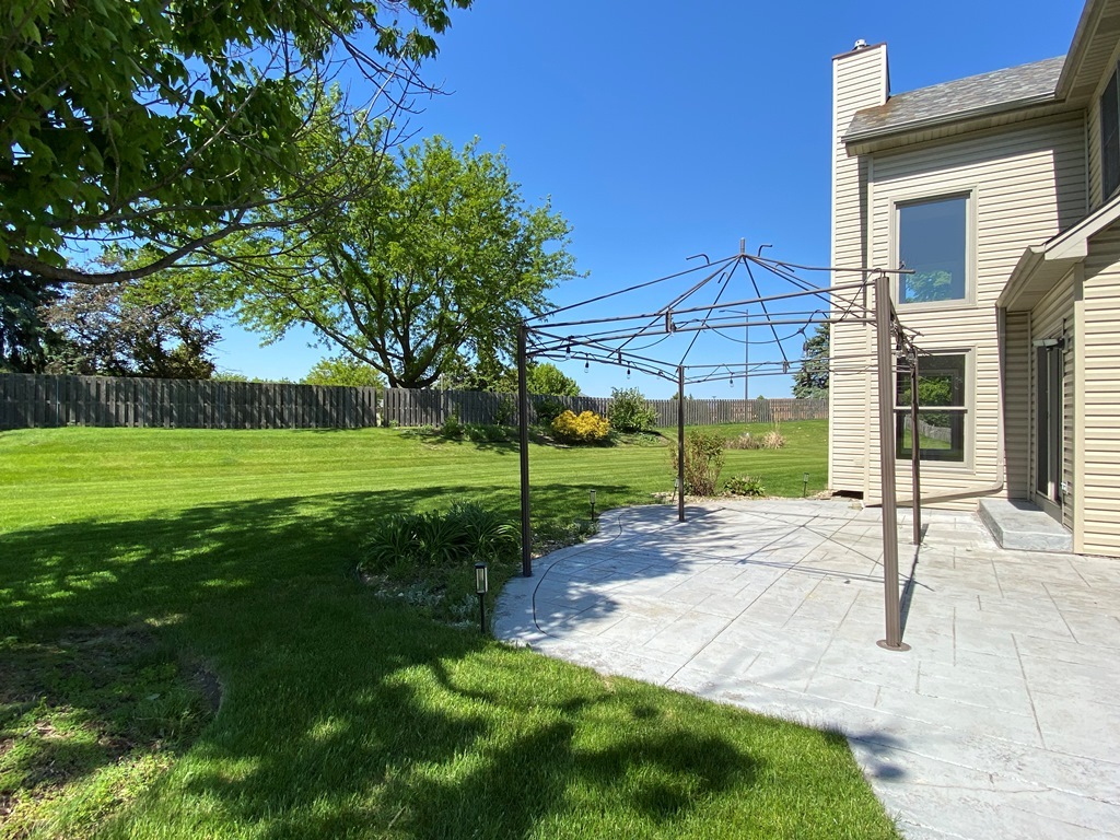 main property photo 50