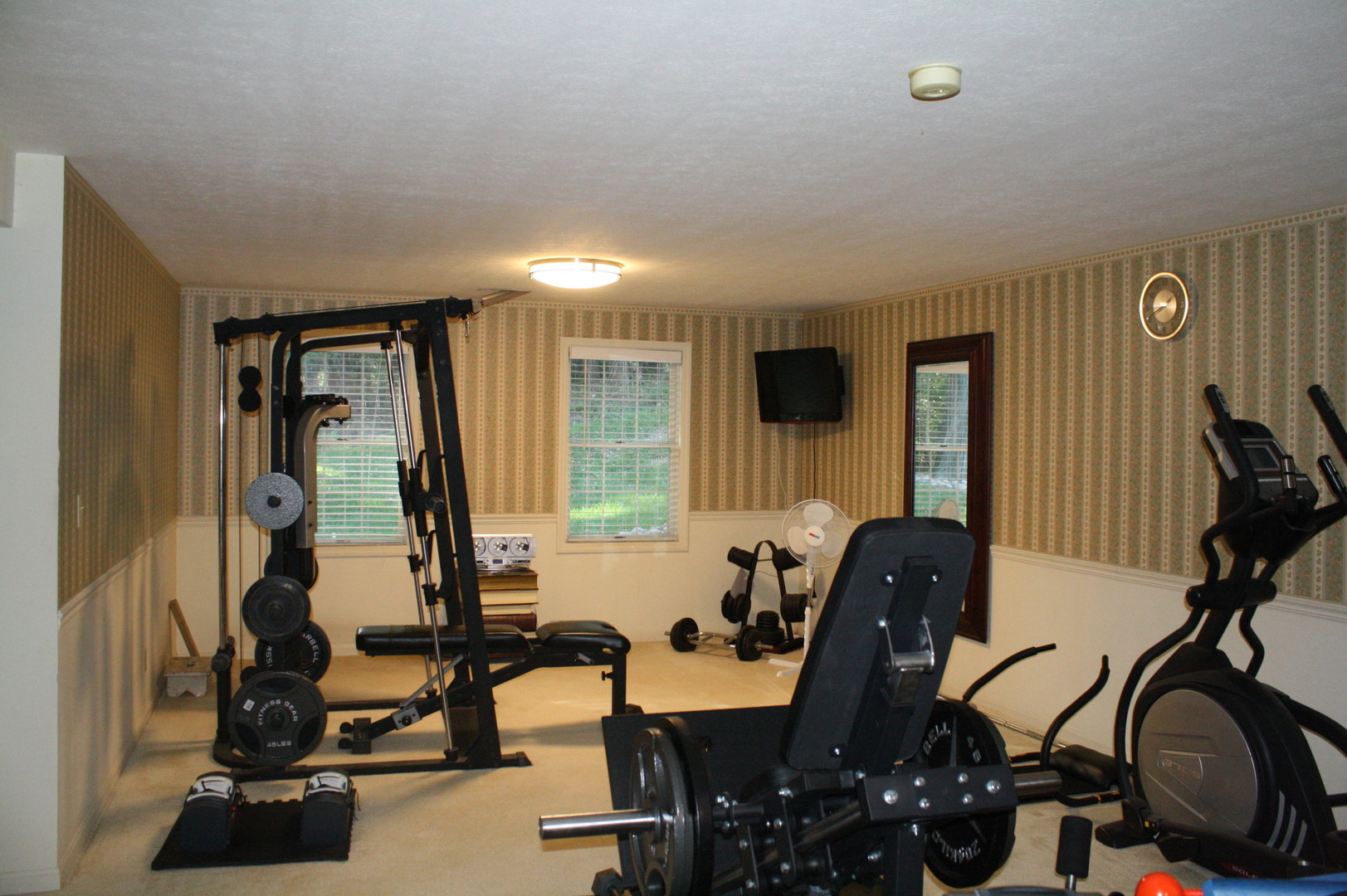 main property photo 20